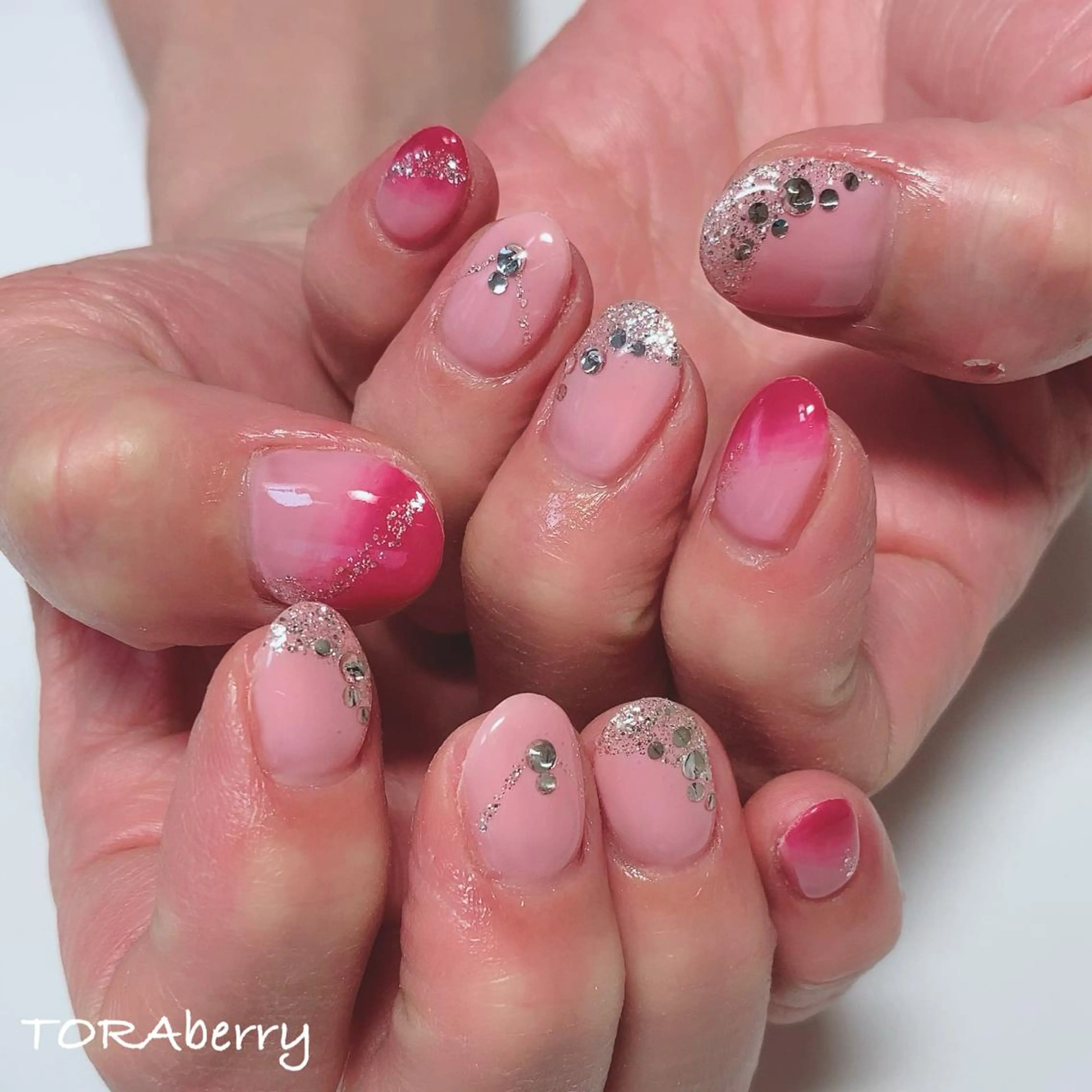 ネイル ネイリスト なつみのネイルデザイン