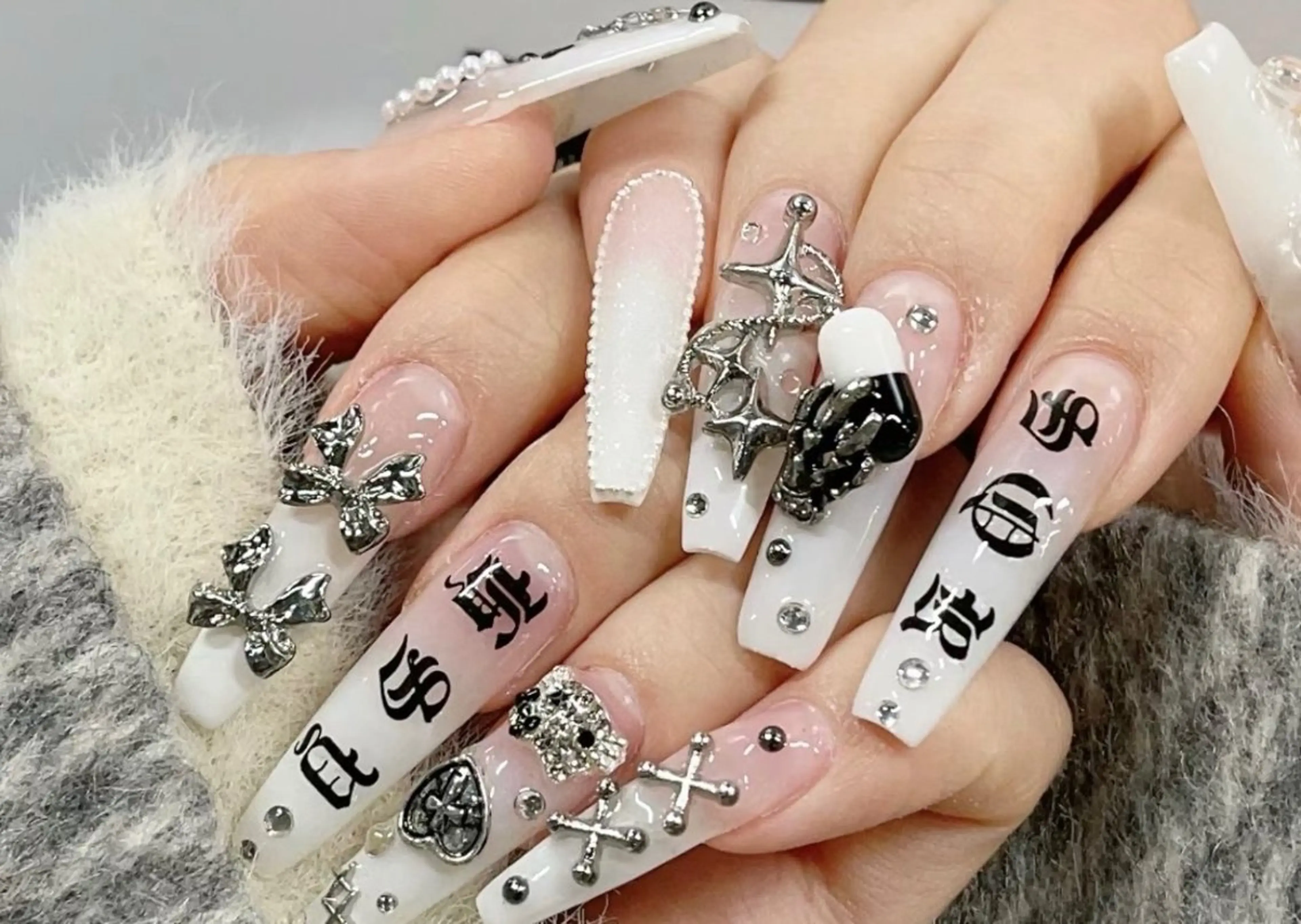 ネイル ハンドネイル D-BEAUTY Nailsalonのネイルデザイン
