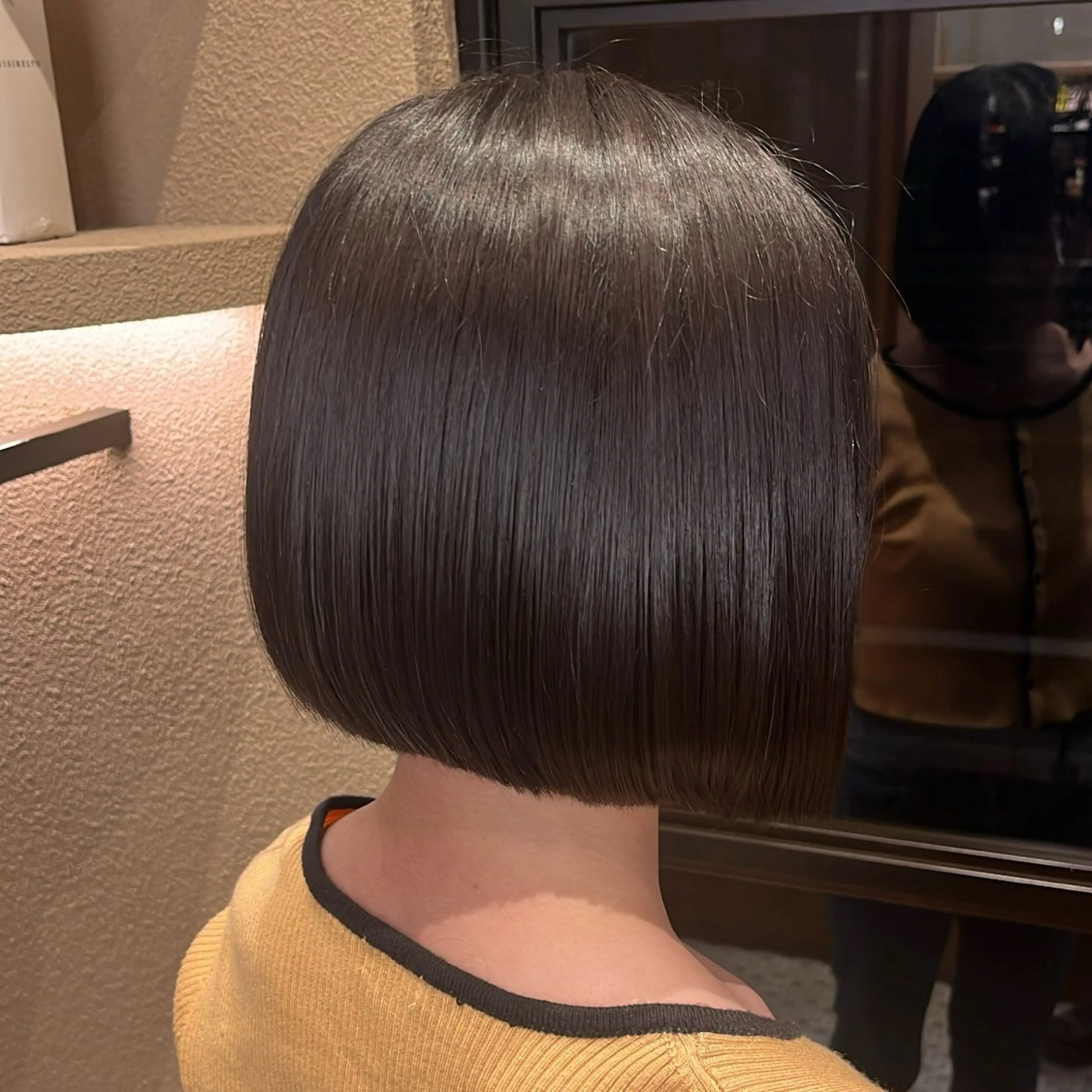 ミディアム カット Wカラー🐾 ハルナのヘアスタイル