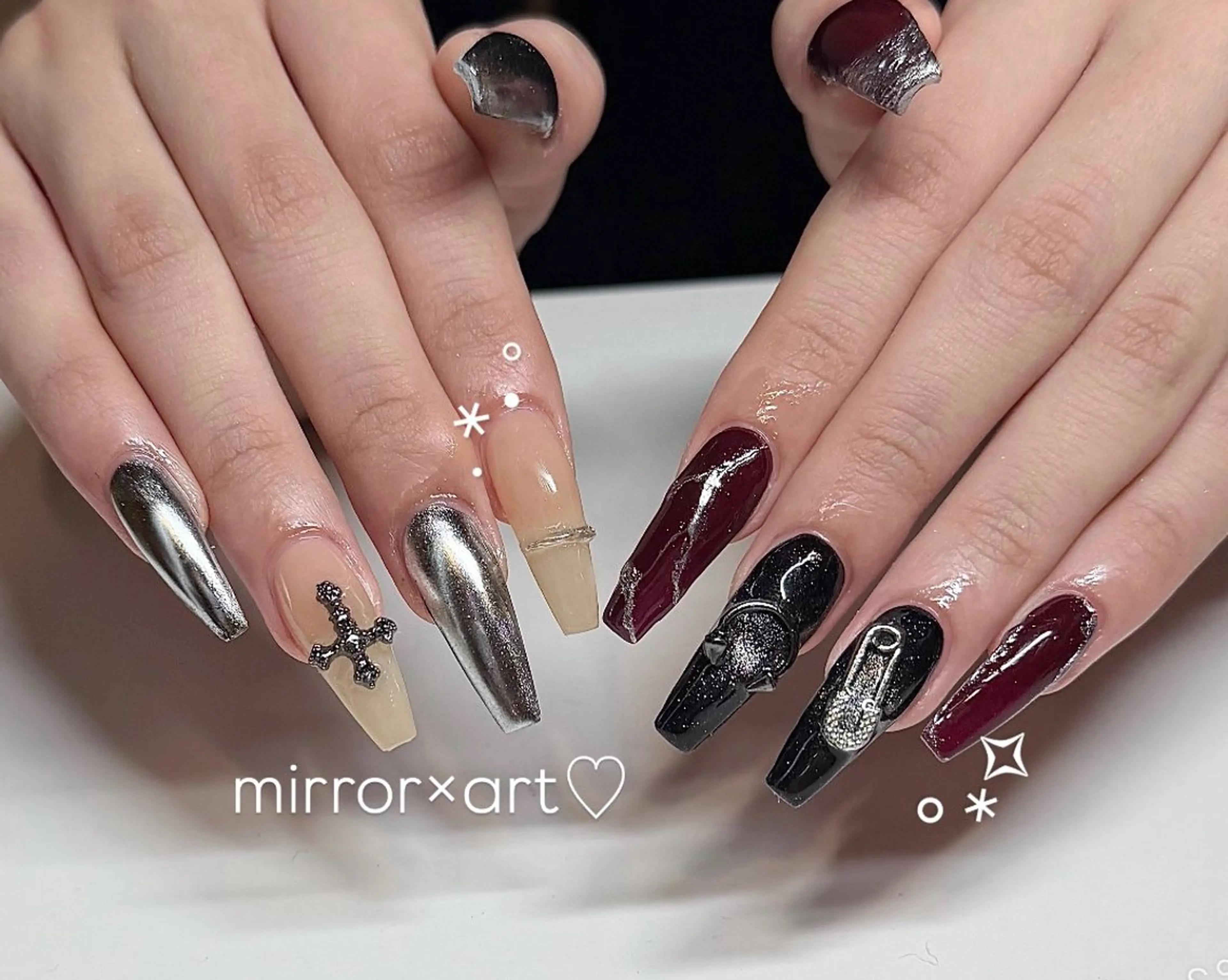 ネイル ハンドネイル .*･ﾟCHAM NAIL✧︎*。のネイルデザイン