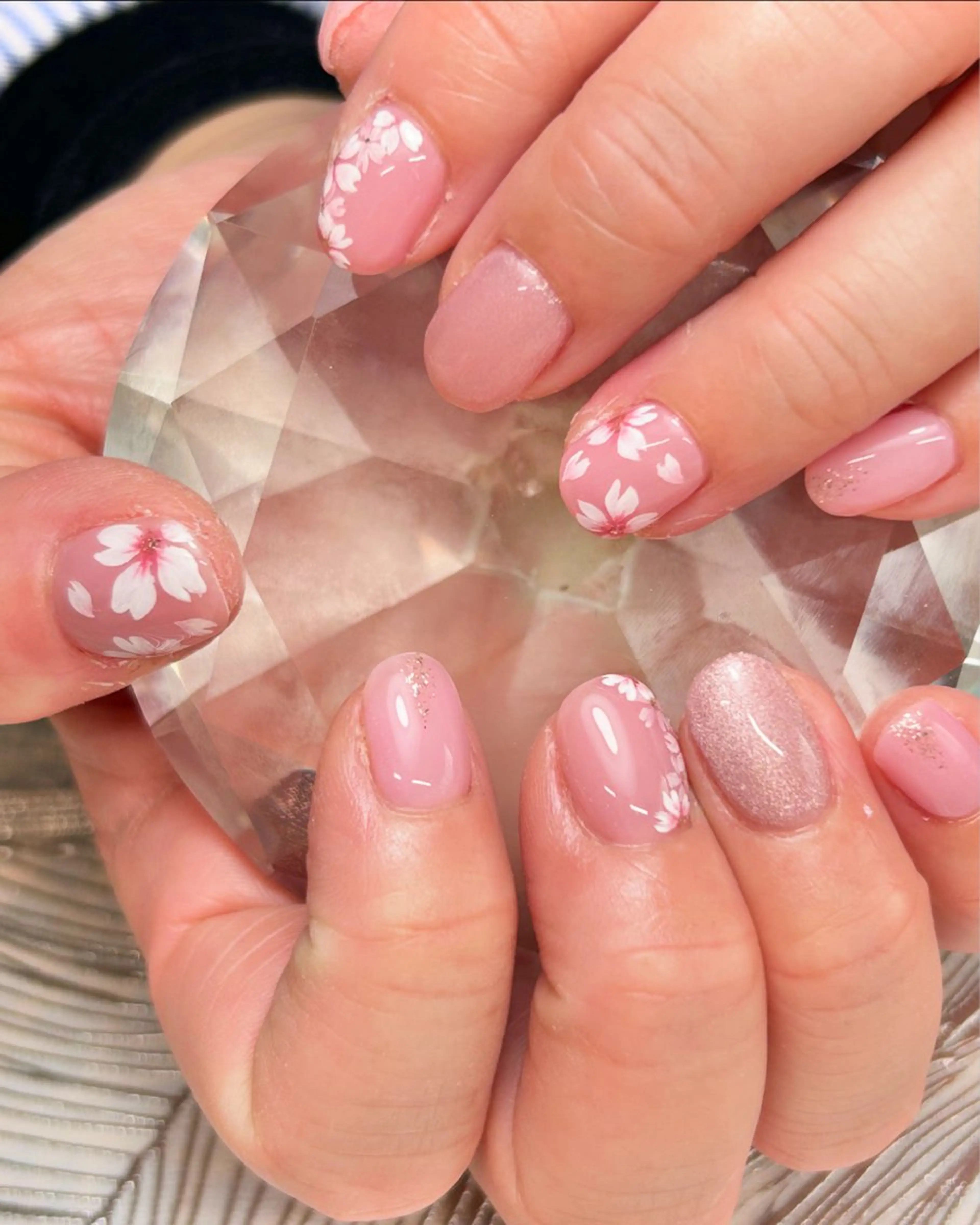 ネイル アートネイル 桜ネイル フラワーネイル ロングネイル ピンク プライベートサロン マニフィークのネイルデザイン