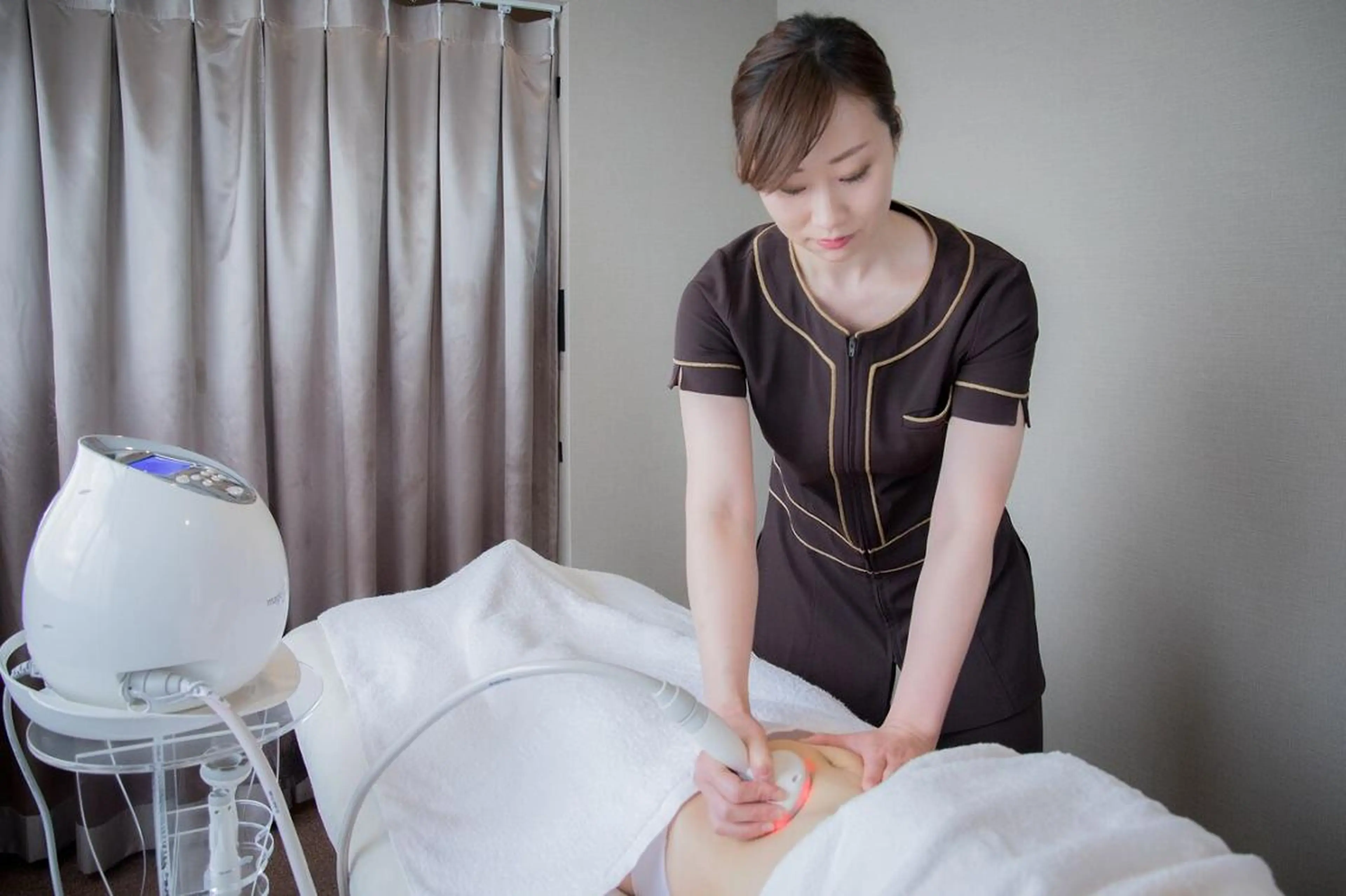 【上半身痩身】お腹/腰回り👑速攻結果だしキャビテーション60分¥32940⇒¥6980の写真