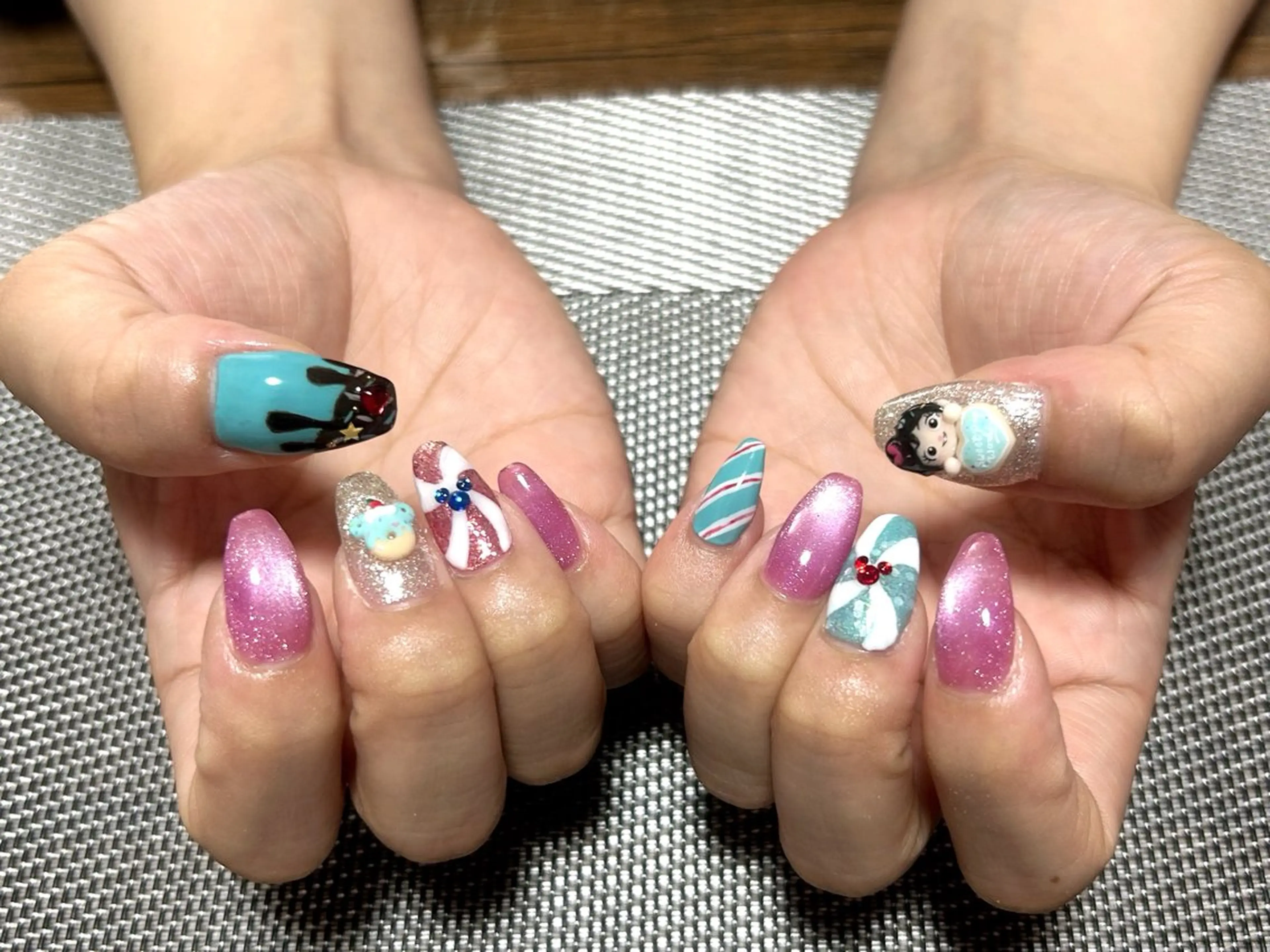 ネイル 持ち込み ハンドネイル i nailのネイルデザイン