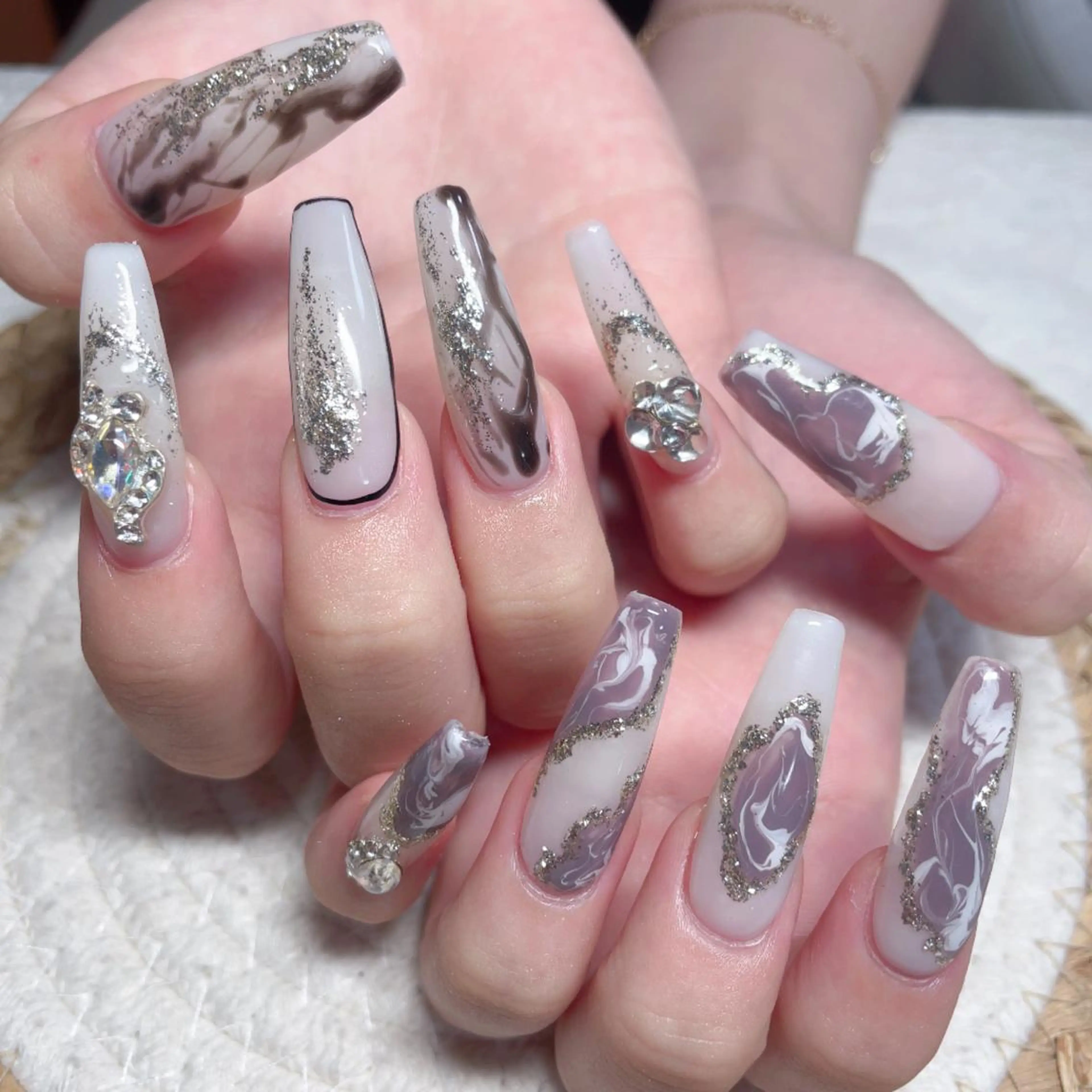 ネイル ハンドネイル M🌷nail 長さだし専門店のネイルデザイン