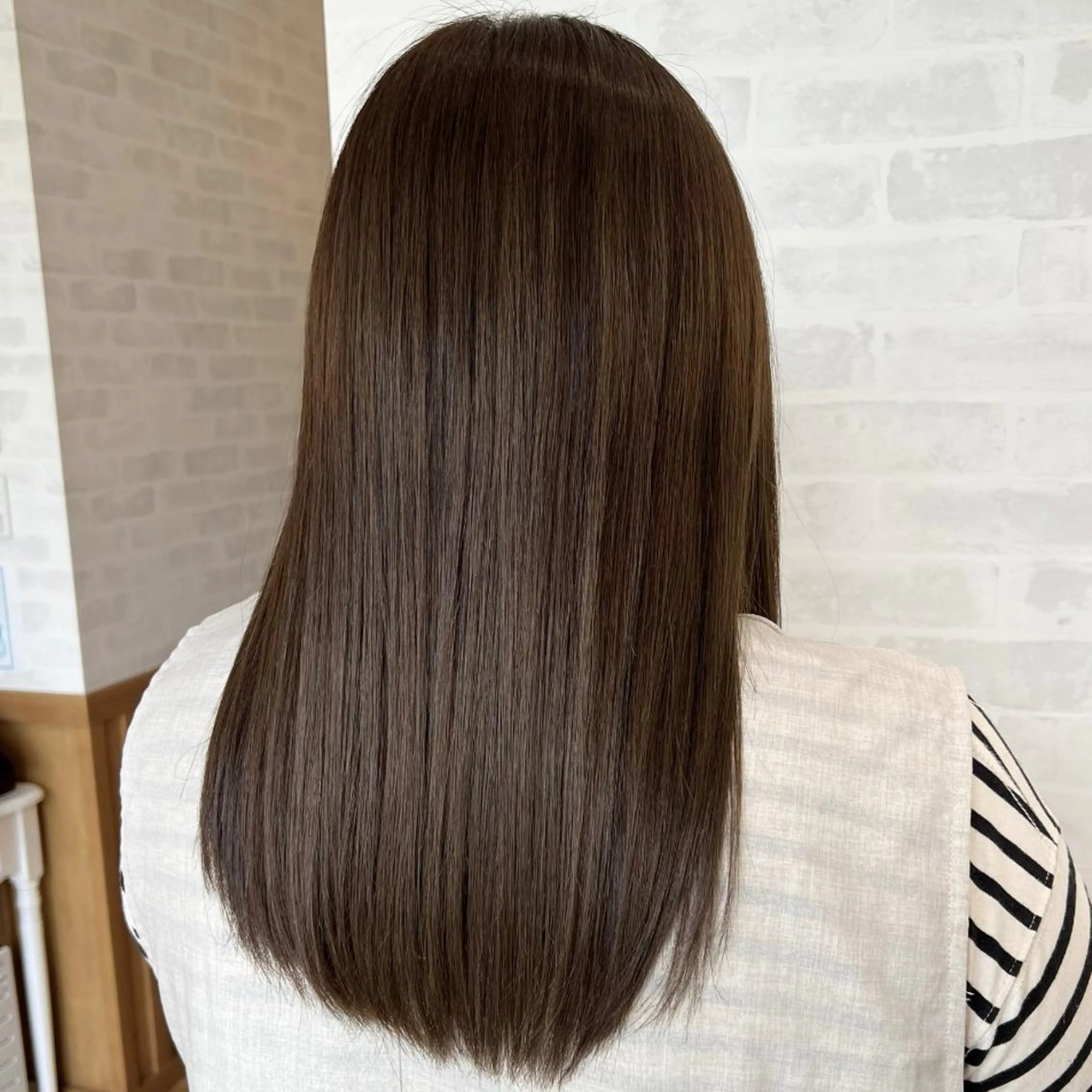 美髪シルクストレート【縮毛矯正】の写真