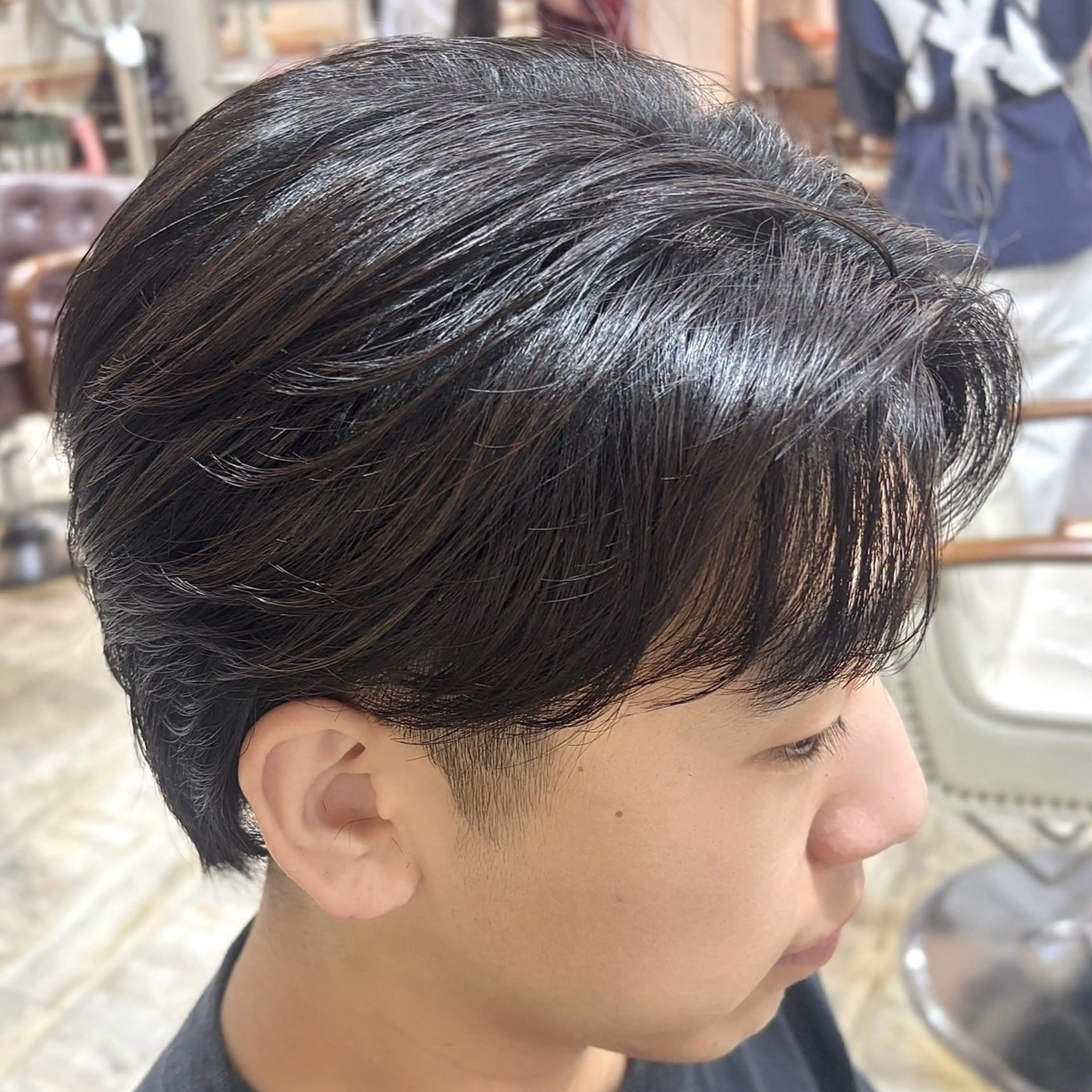 パーマ メンズ メンズパーマ 縮毛矯正 カット 縮毛矯正 💥桜木町メンズ専門 💥ルキのヘアスタイル