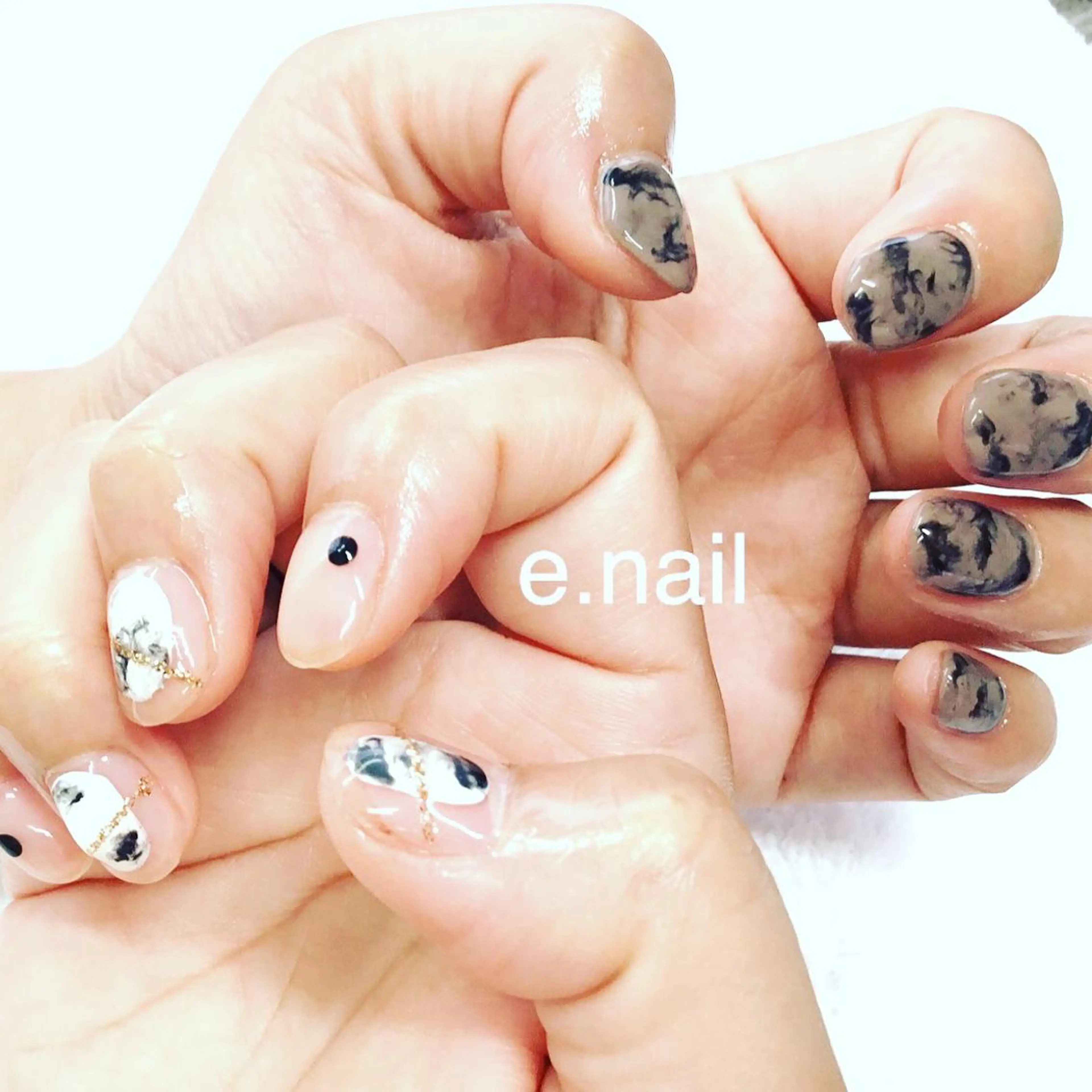 ネイル e.nail所属・和賀井 恵理のネイルデザイン