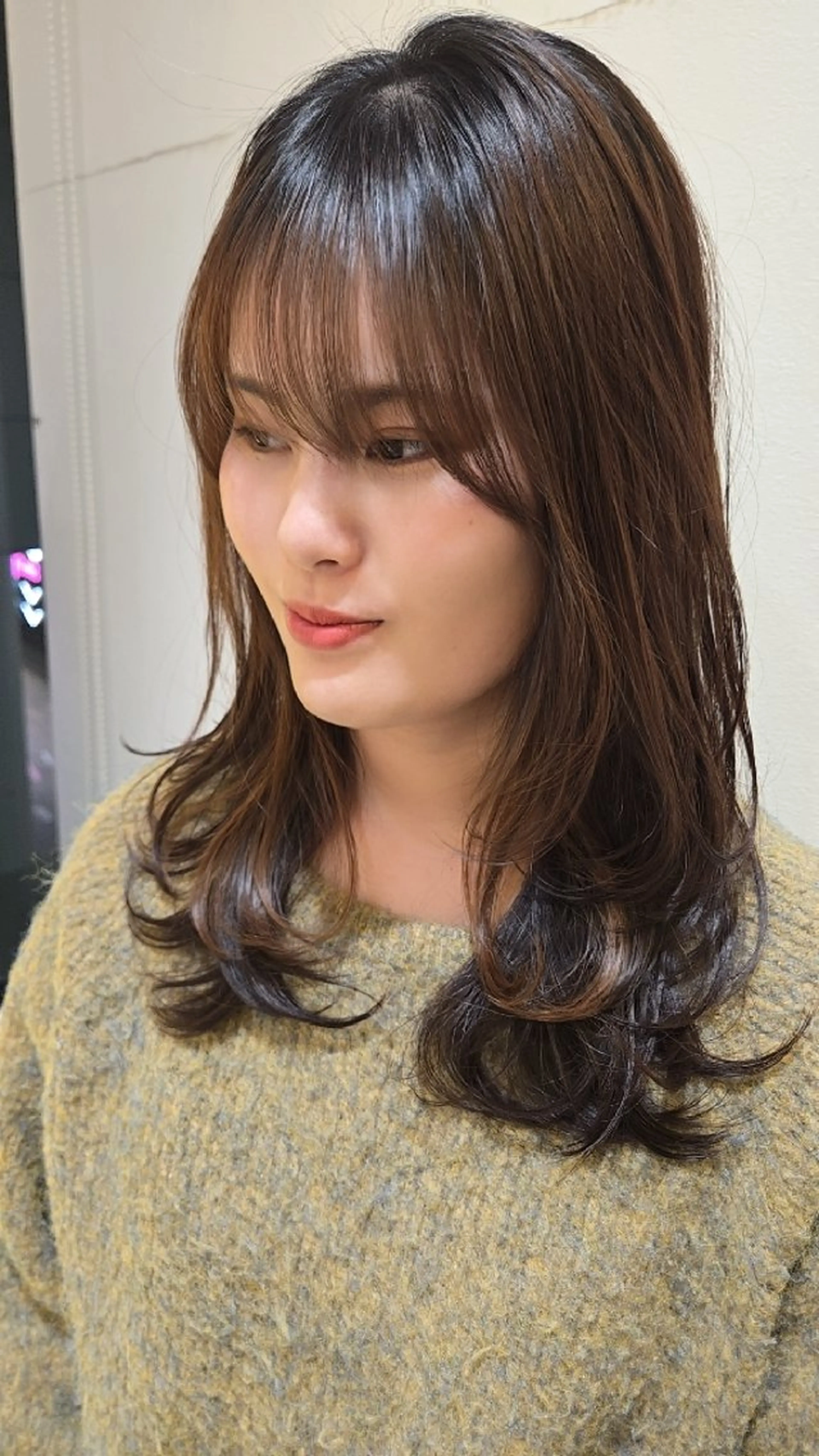 セミロング レイヤーカット 田嶋  利範のヘアスタイル