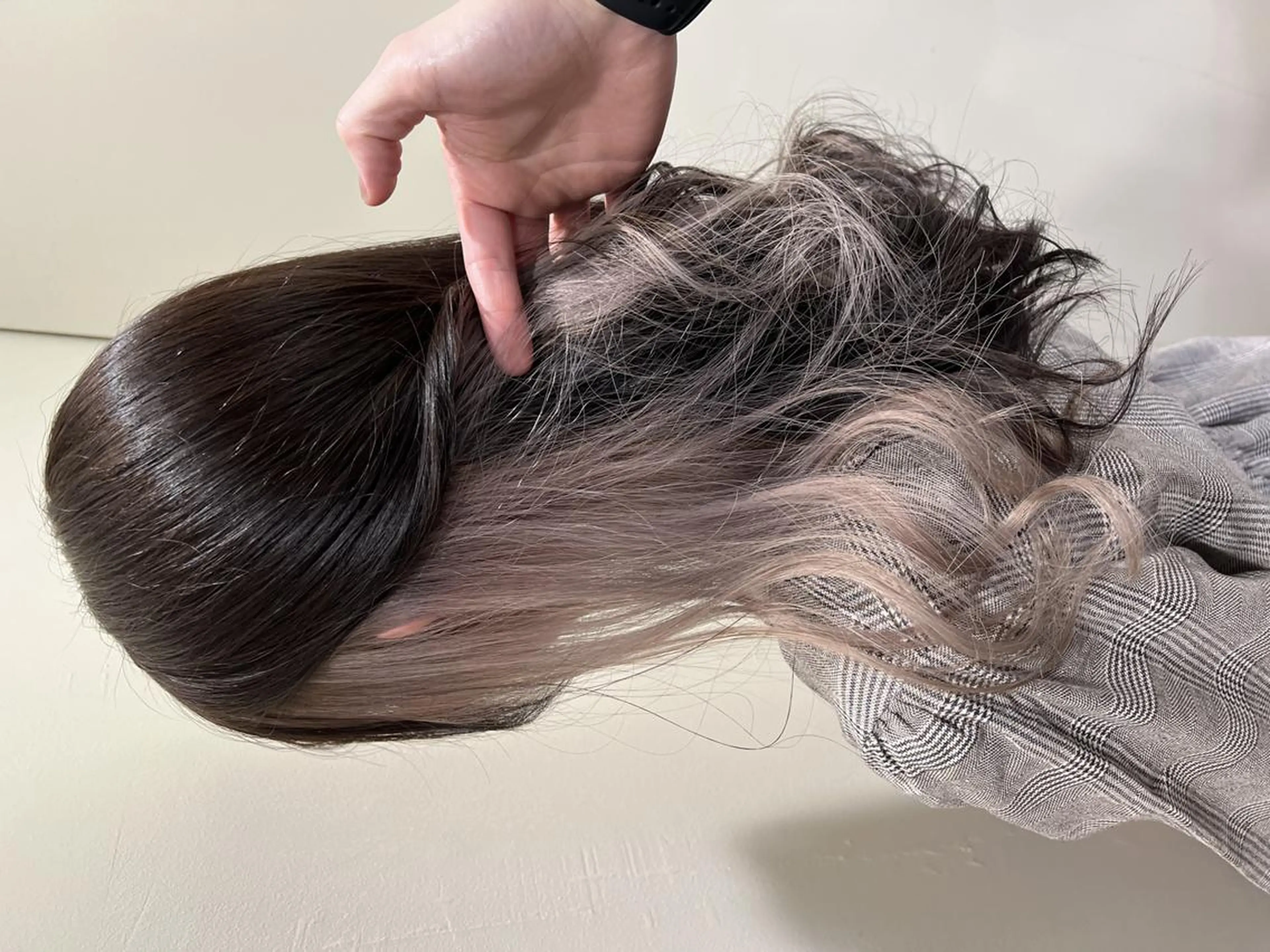 カラー ロング 💓シールエクステ ルミエールのヘアスタイル