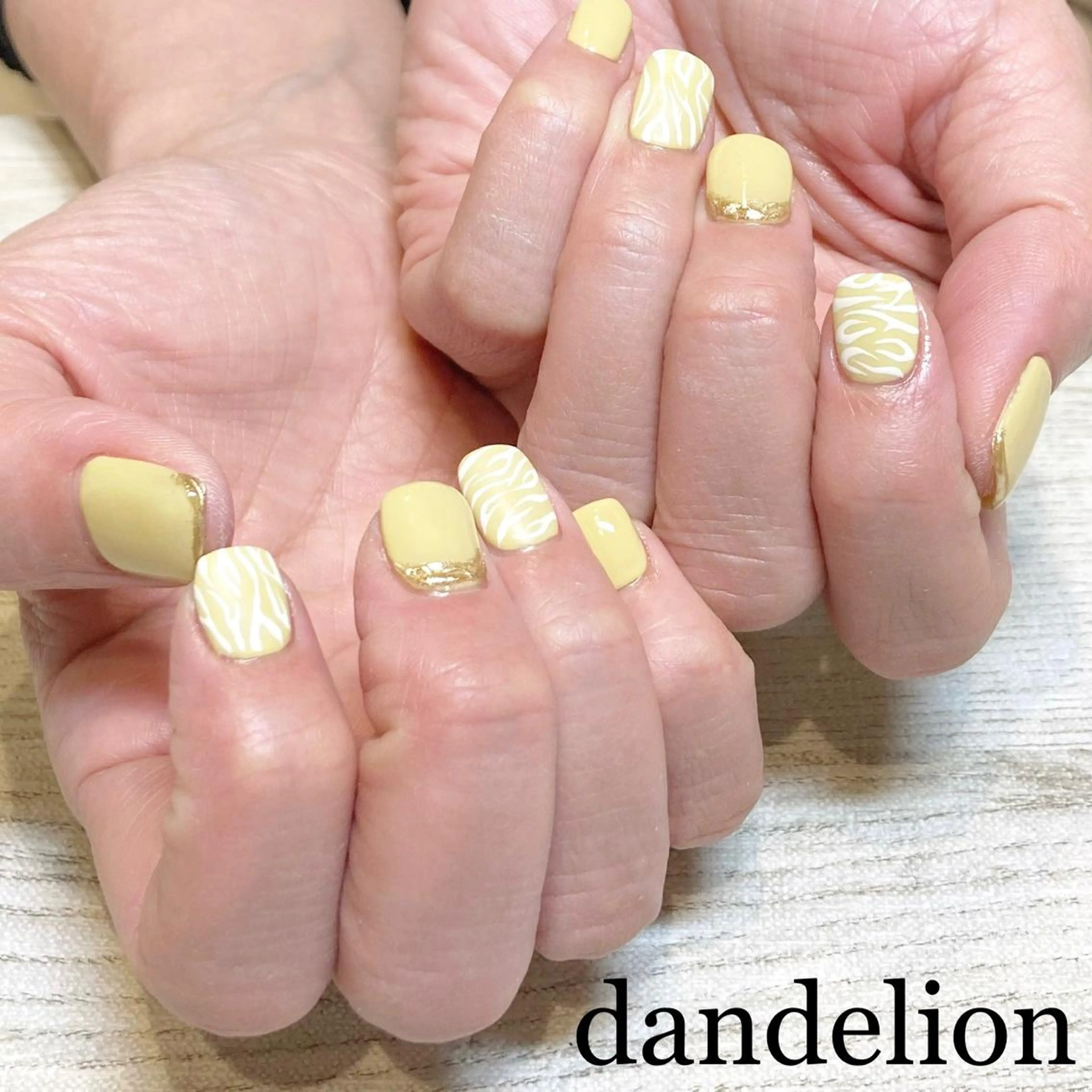 ネイル ハンドネイル ハンドケア dandelion ダンデライオンのネイルデザイン