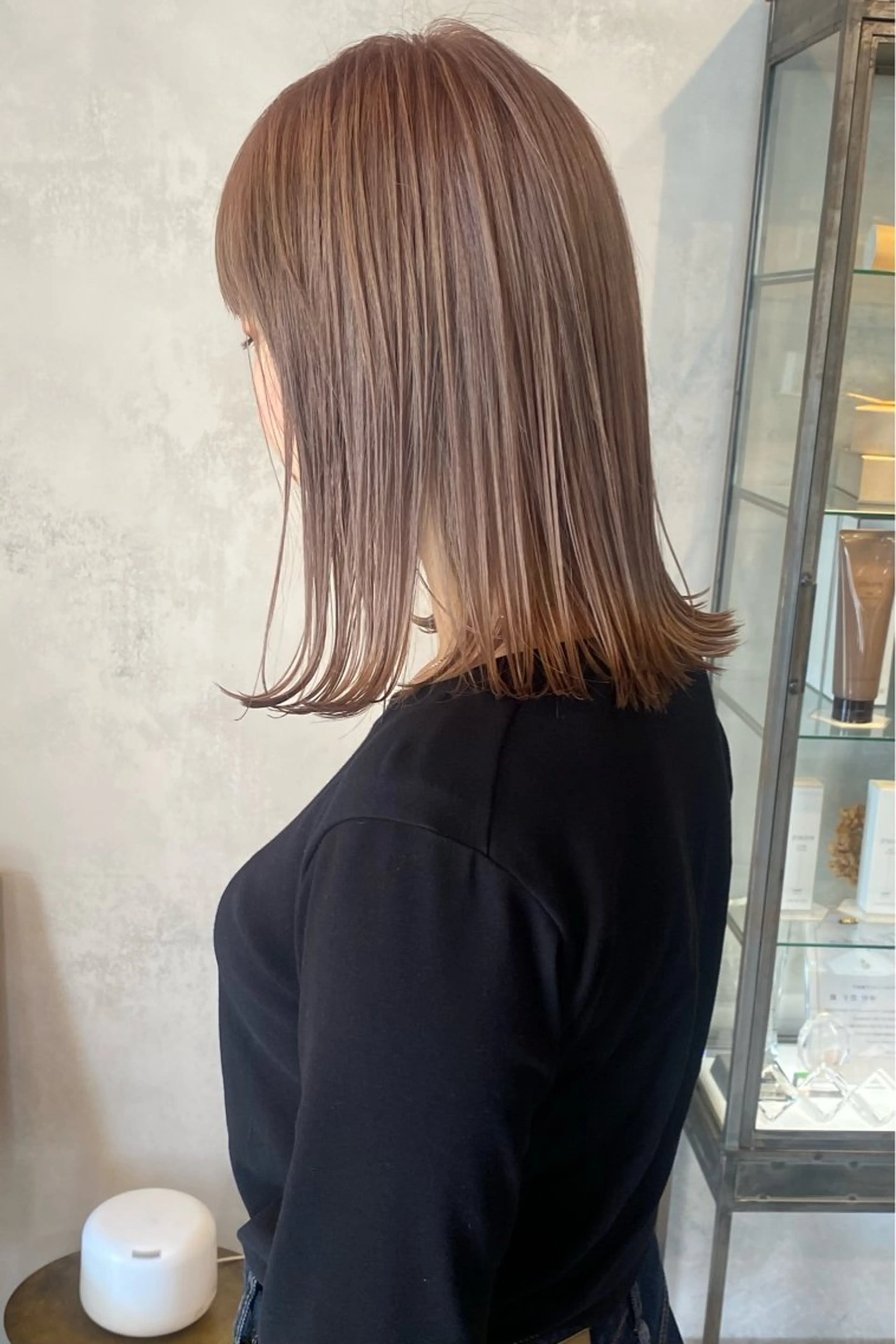 ミディアム 阪口 真由子のヘアスタイル