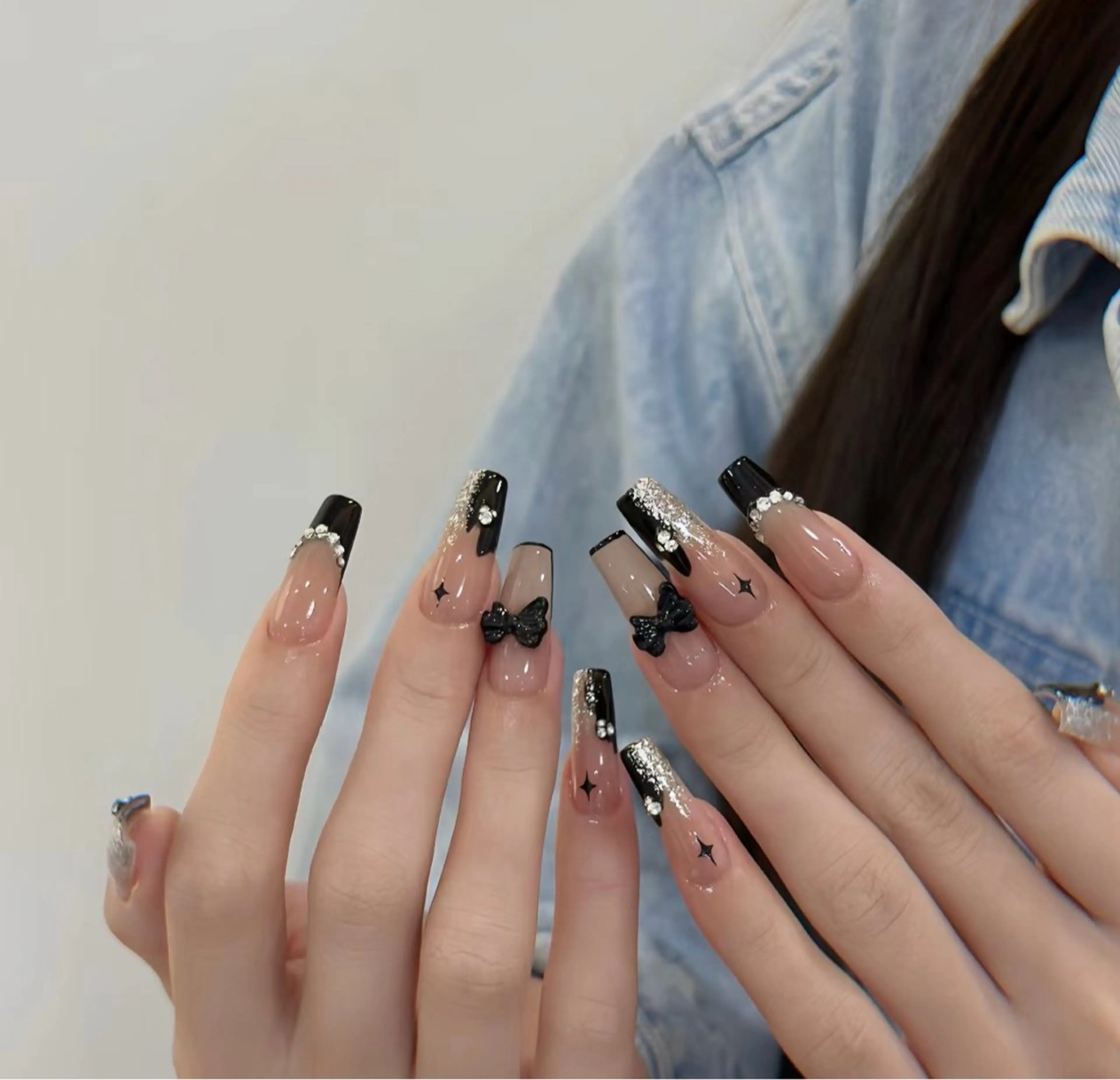 ネイル 持ち込み リボン BabyYouMi nailのネイルデザイン