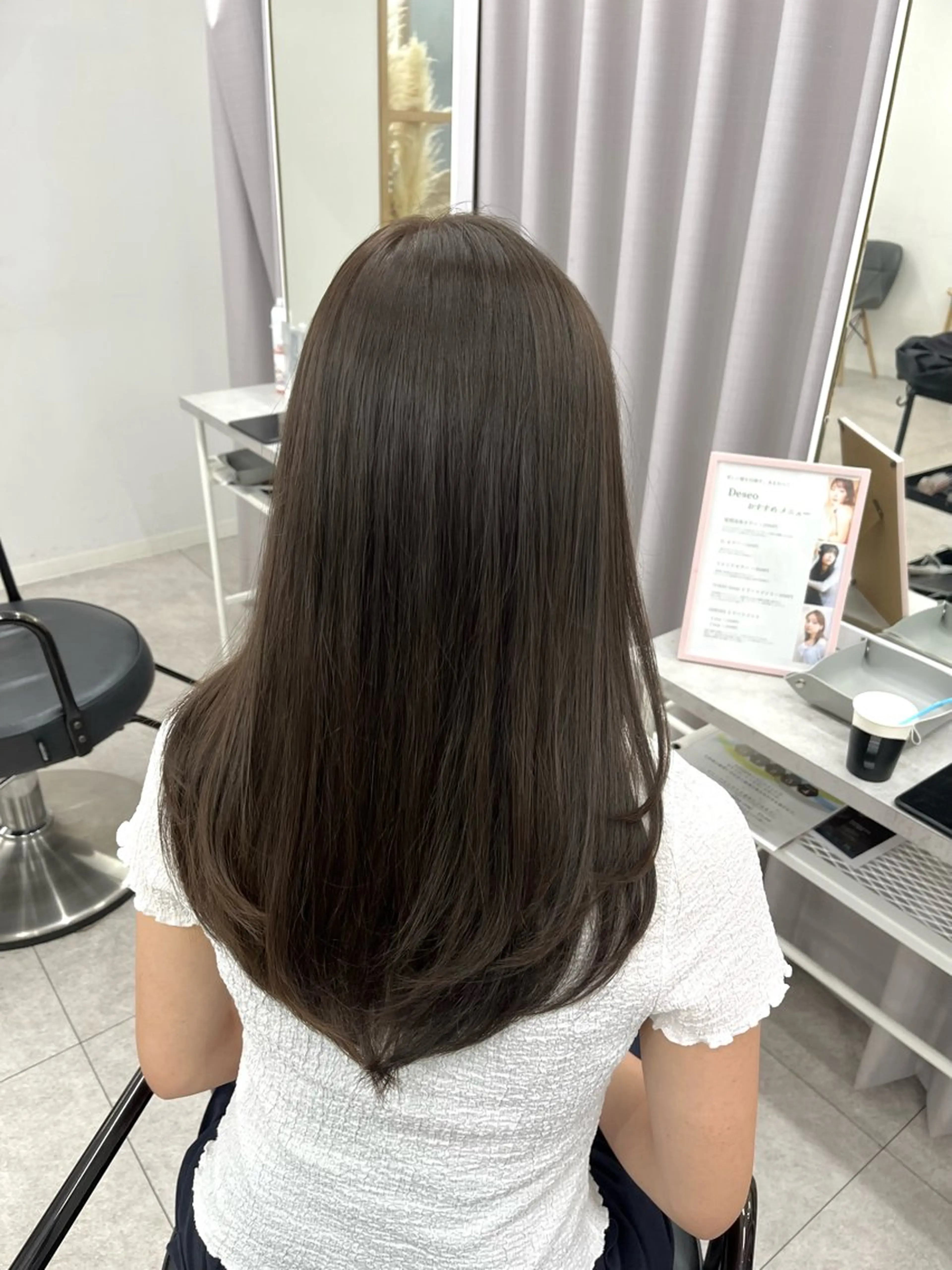 ロング カラー 柔らかオリーブ🌿 HIMARI🌻のヘアスタイル