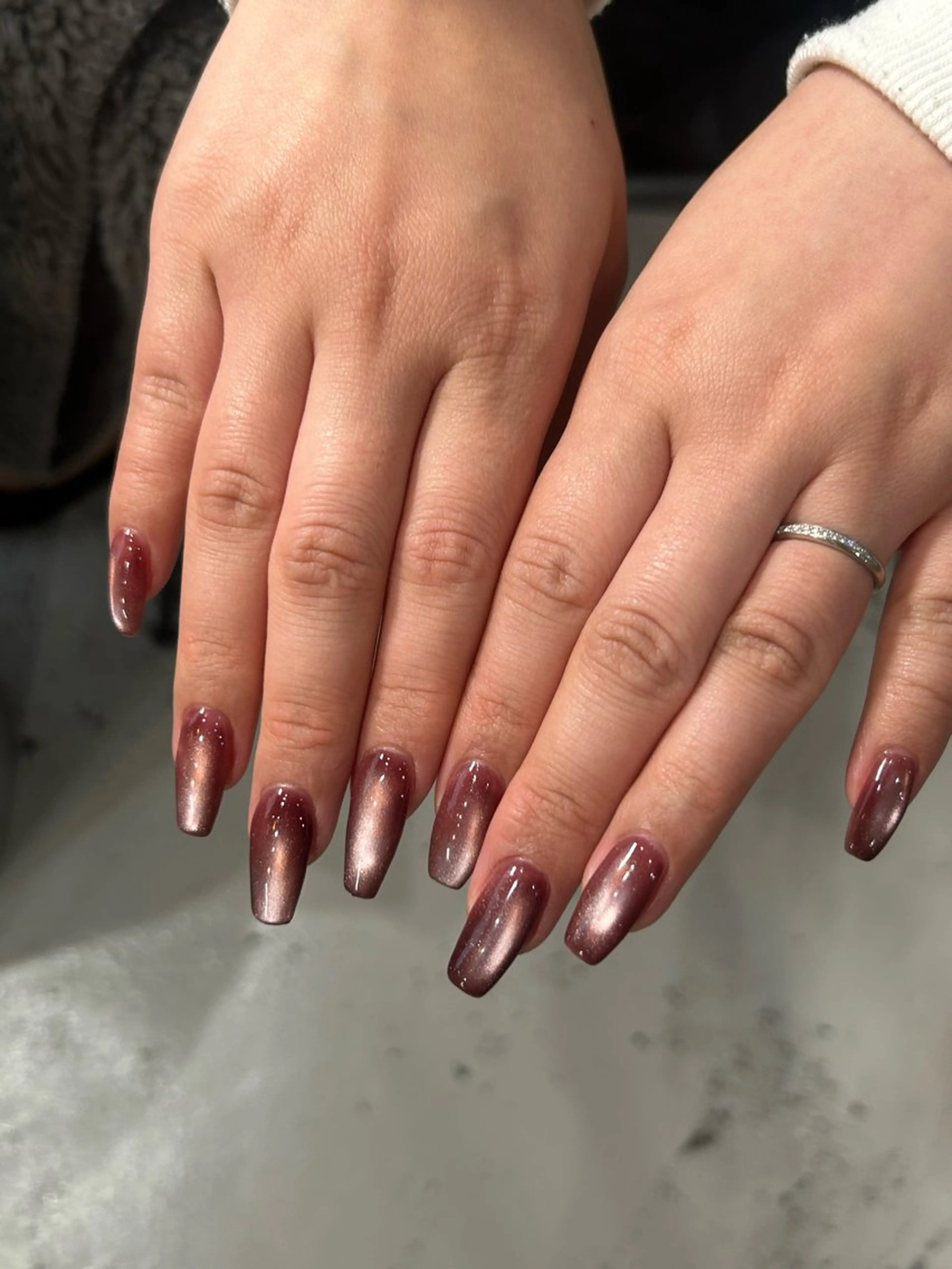 ネイル マグネットネイル マグネットワンカラー ワンカラーネイル née高橋 梨菜のネイルデザイン