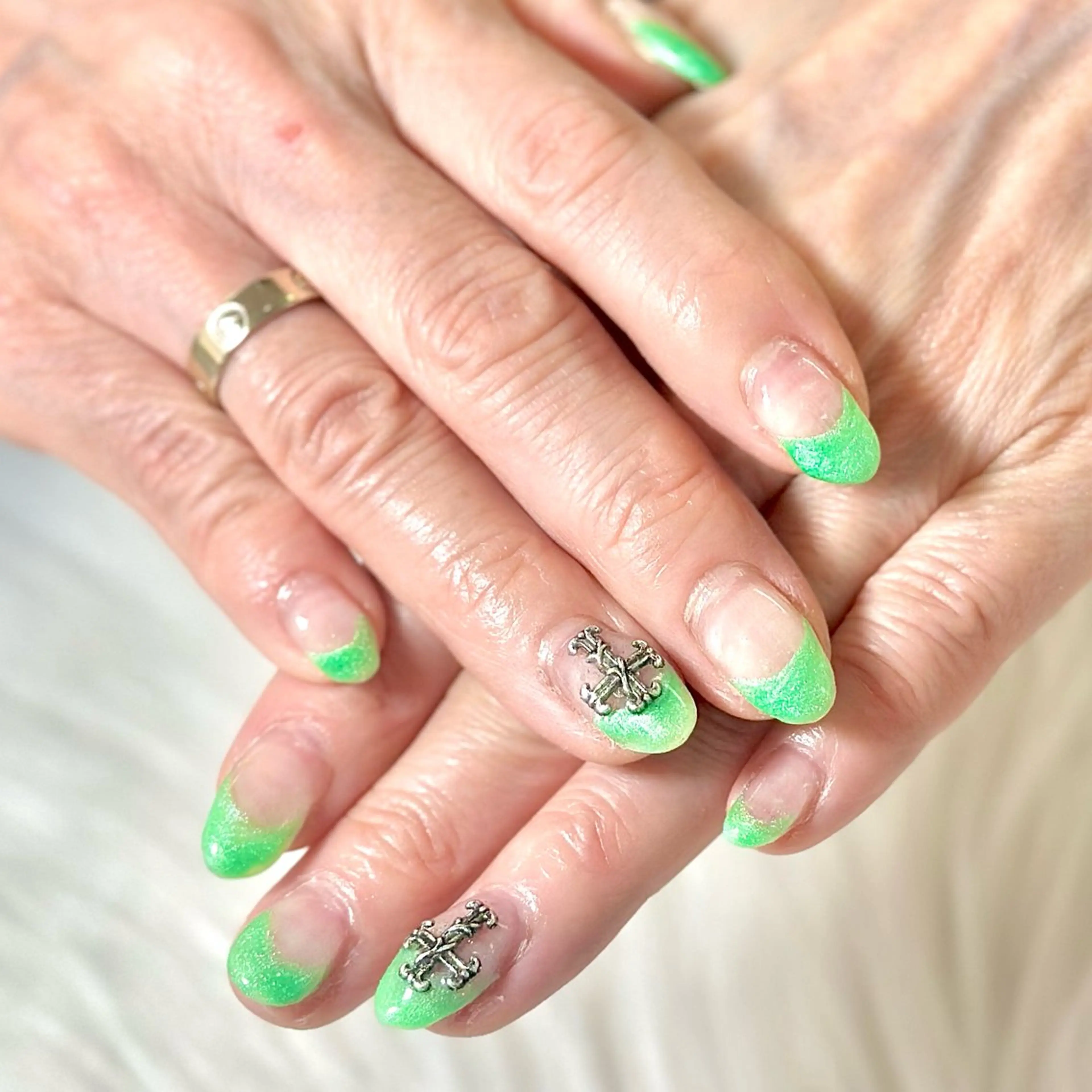 ネイル フレンチネイル ハンドネイル Heartnail Hino Reinaのネイルデザイン