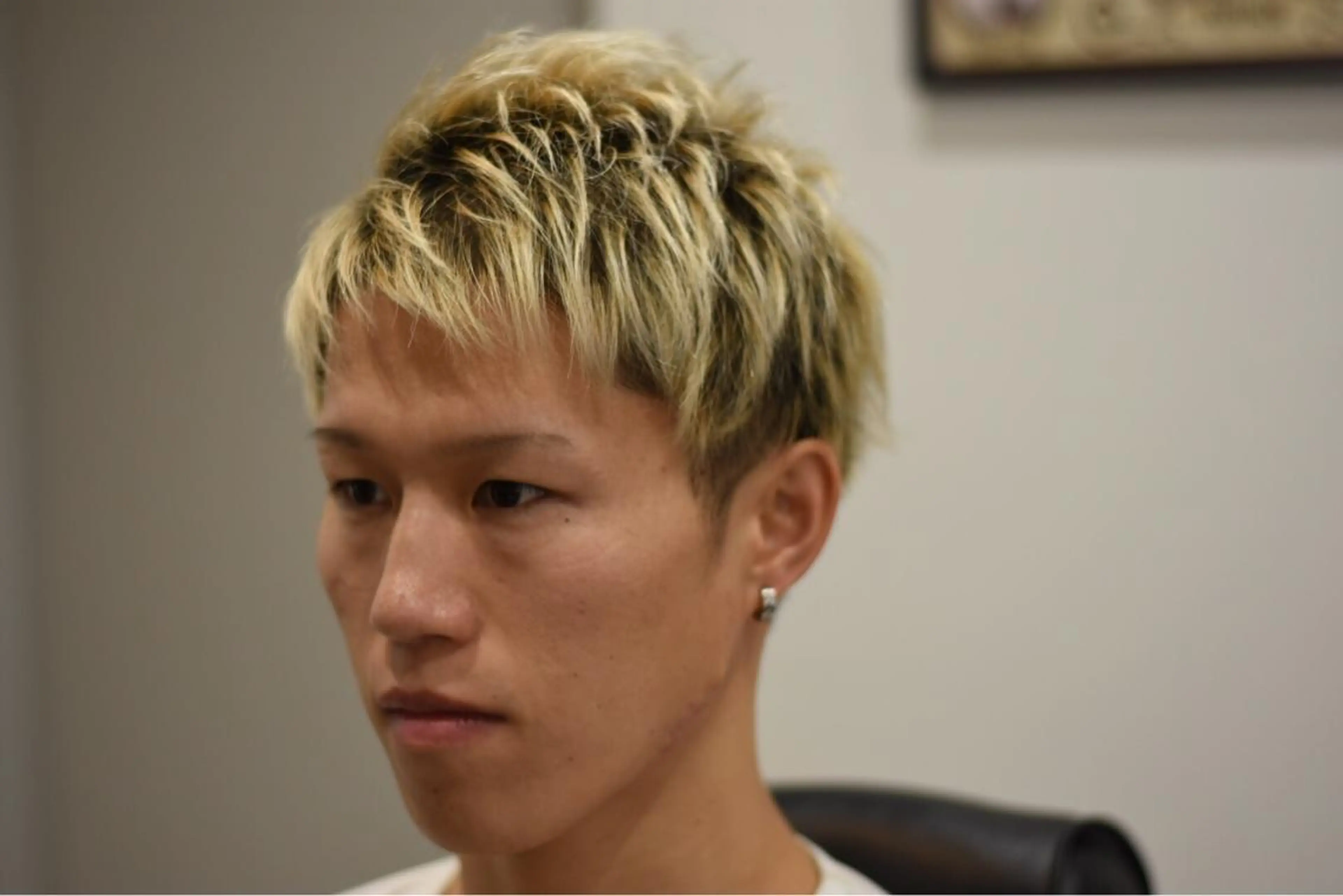 ショート カラー メンズ BARBER ellenのヘアスタイル