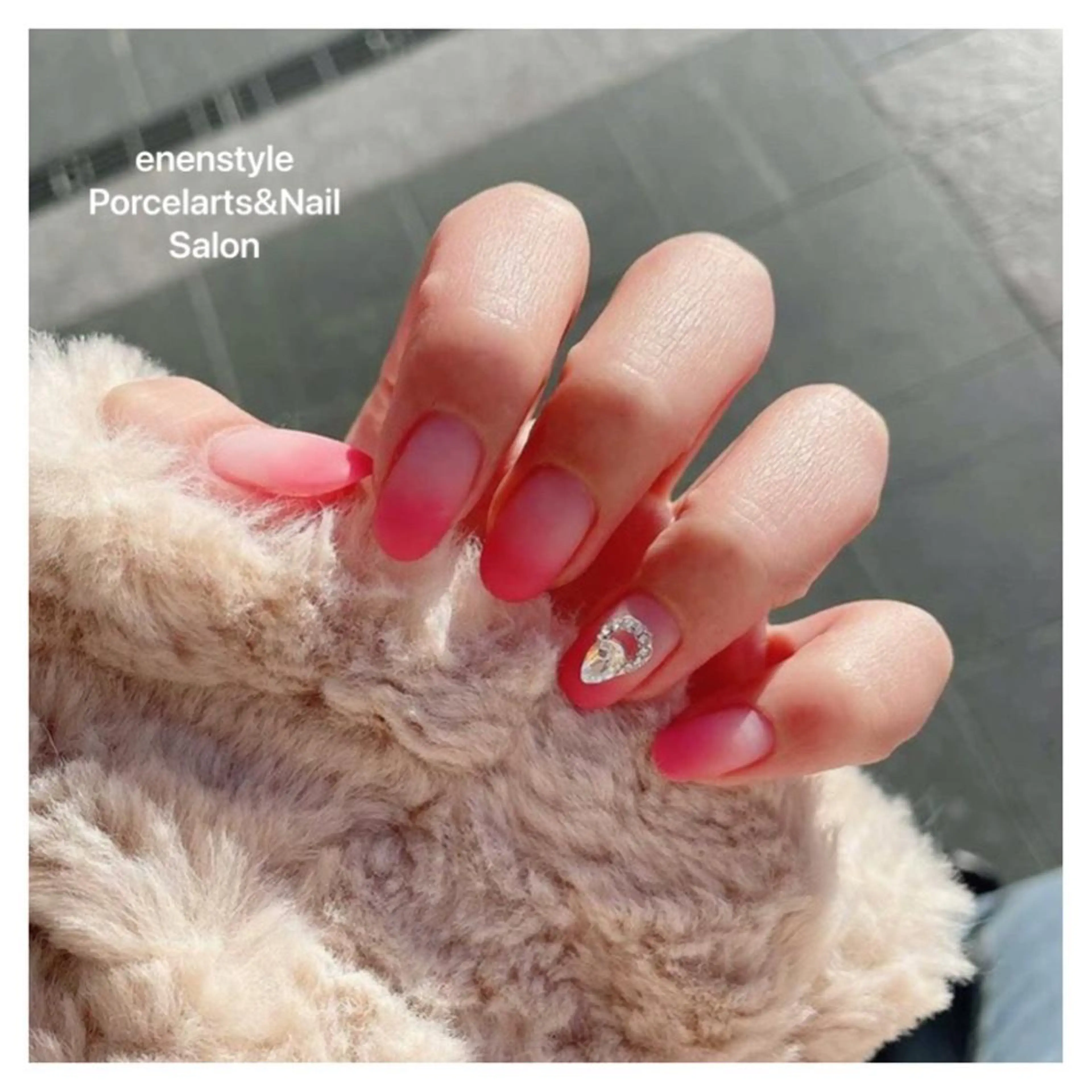 ミディアム ネイル ハンドネイル 👑enen style👑のネイルデザイン