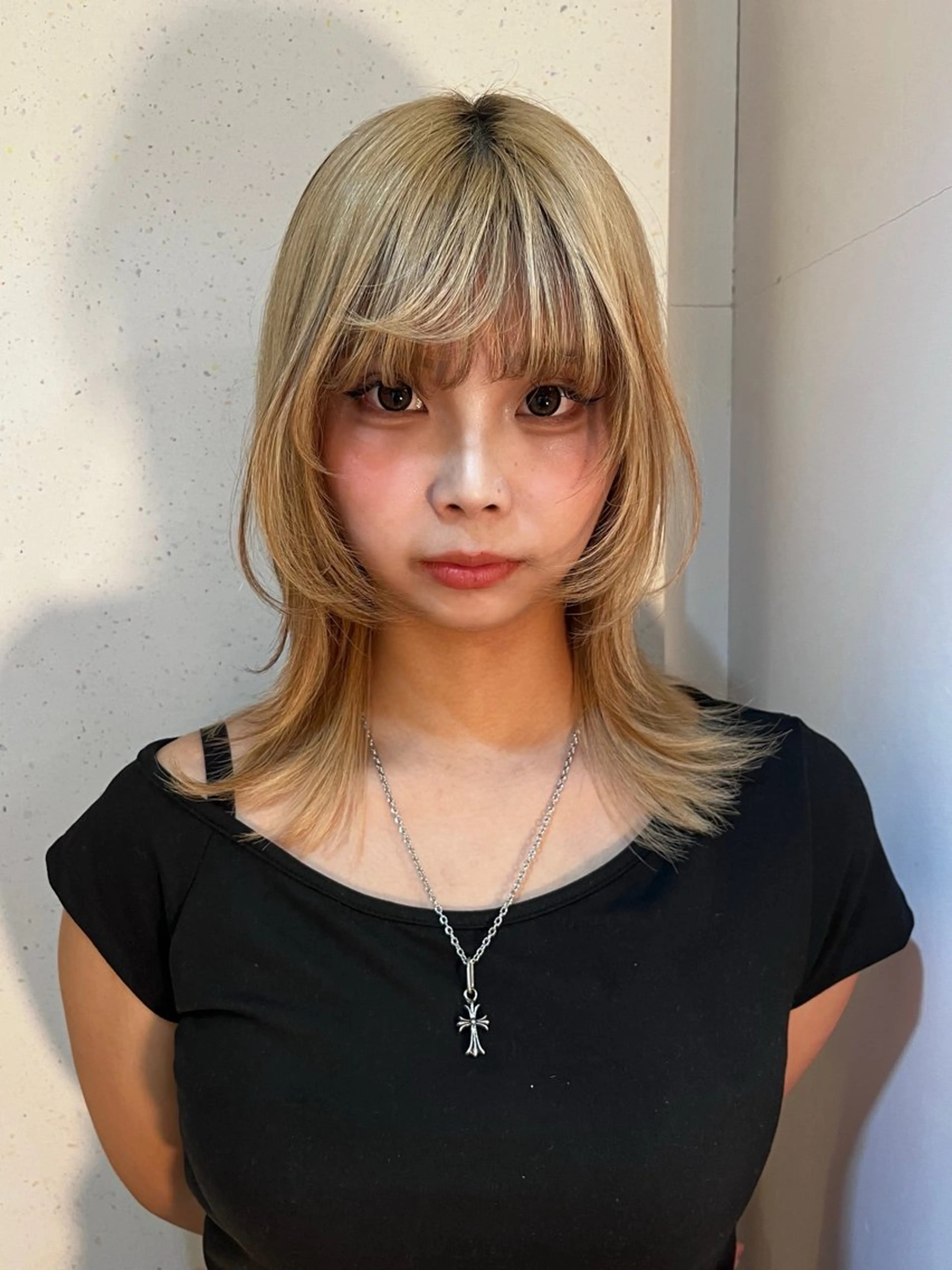 カラー カット ヘアカラー トリートメント ヘッドスパ ness 一花のヘアスタイル