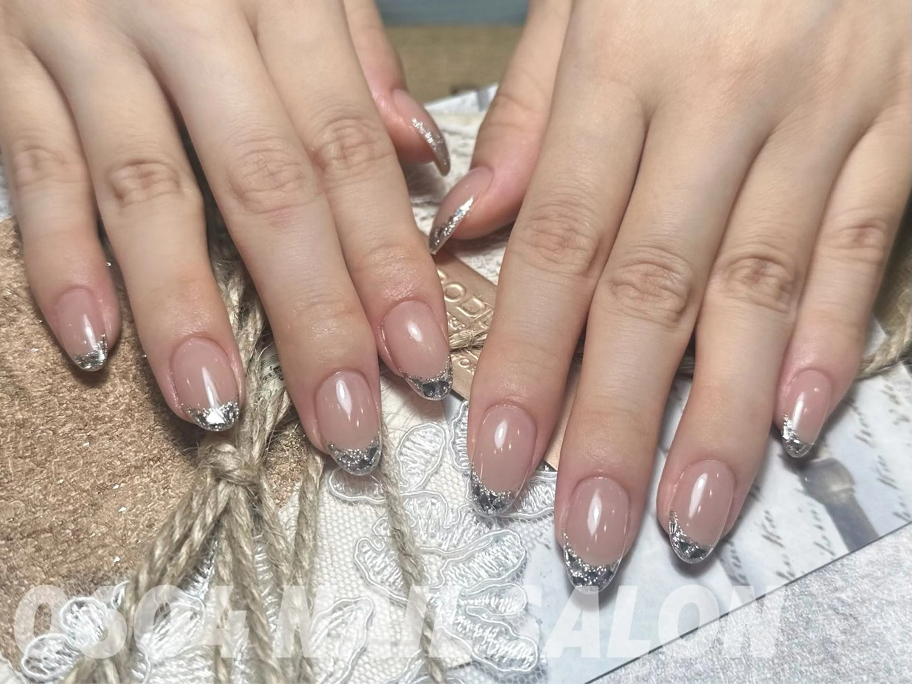 ネイル フレンチネイル ガラスフレンチ ishiro 🍂のネイルデザイン