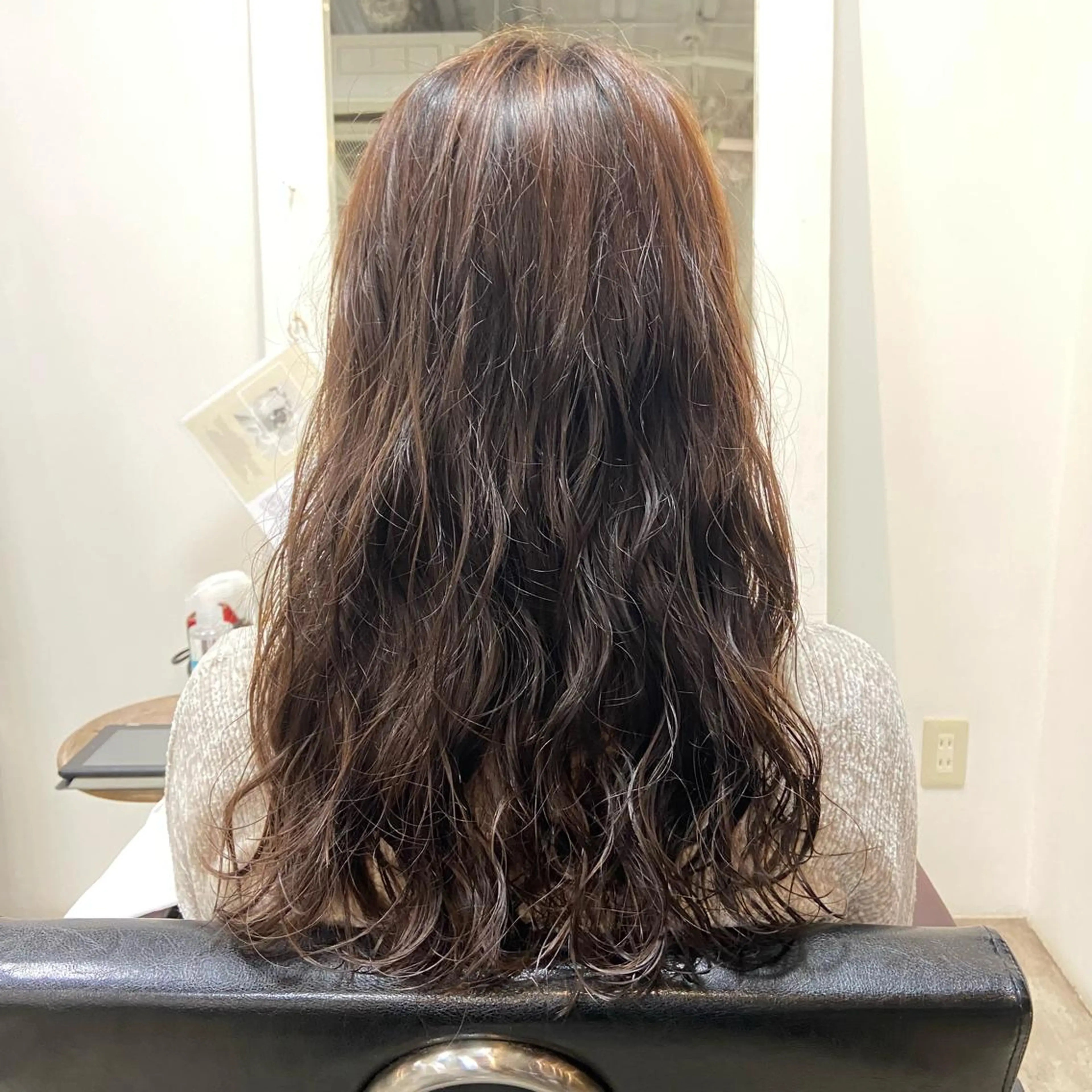 ロング カット パーマ 【似合わせ、垢抜け ヘア】KAEDEのヘアスタイル