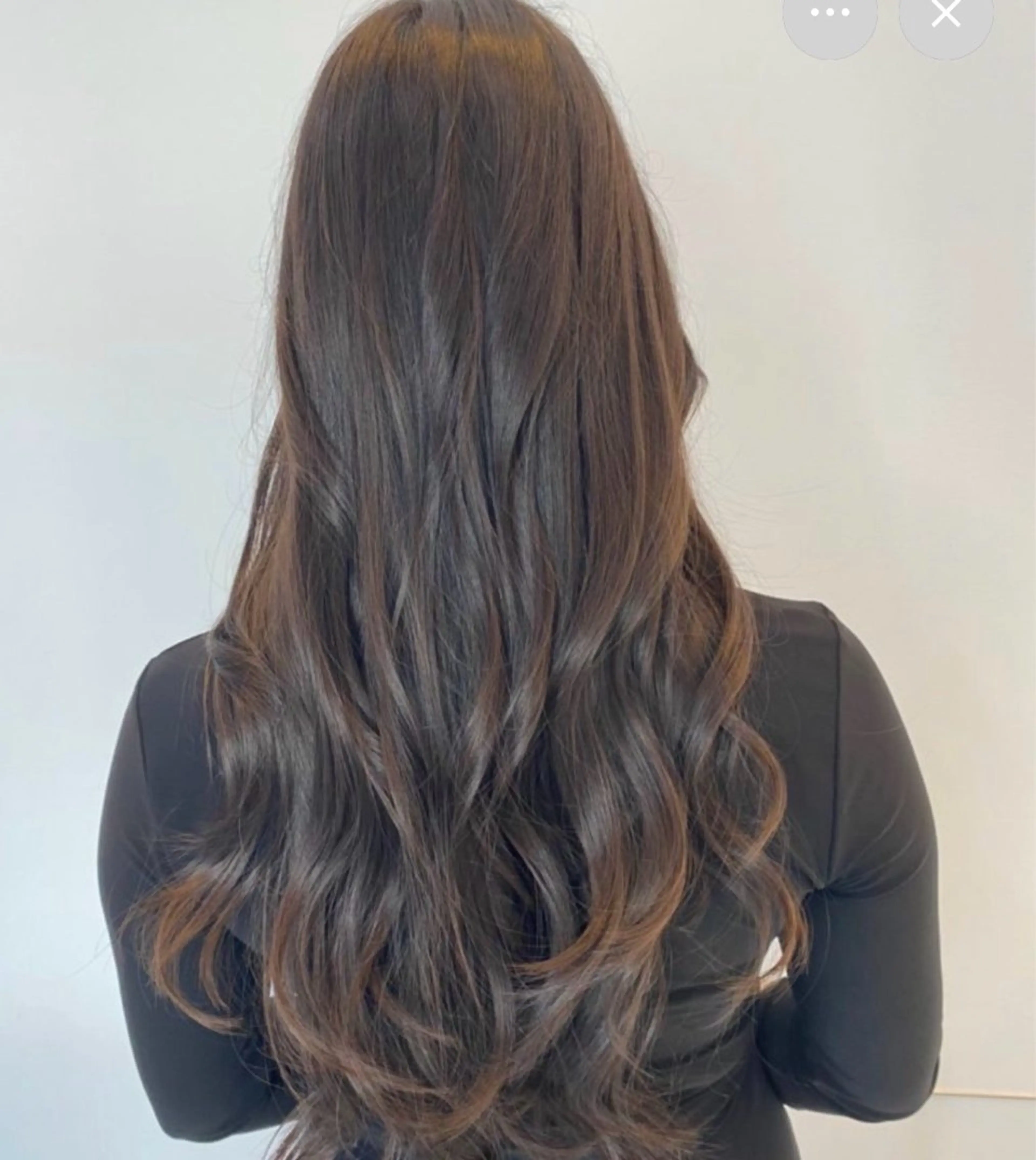 ロング カット パーマ オノ アイラのヘアスタイル