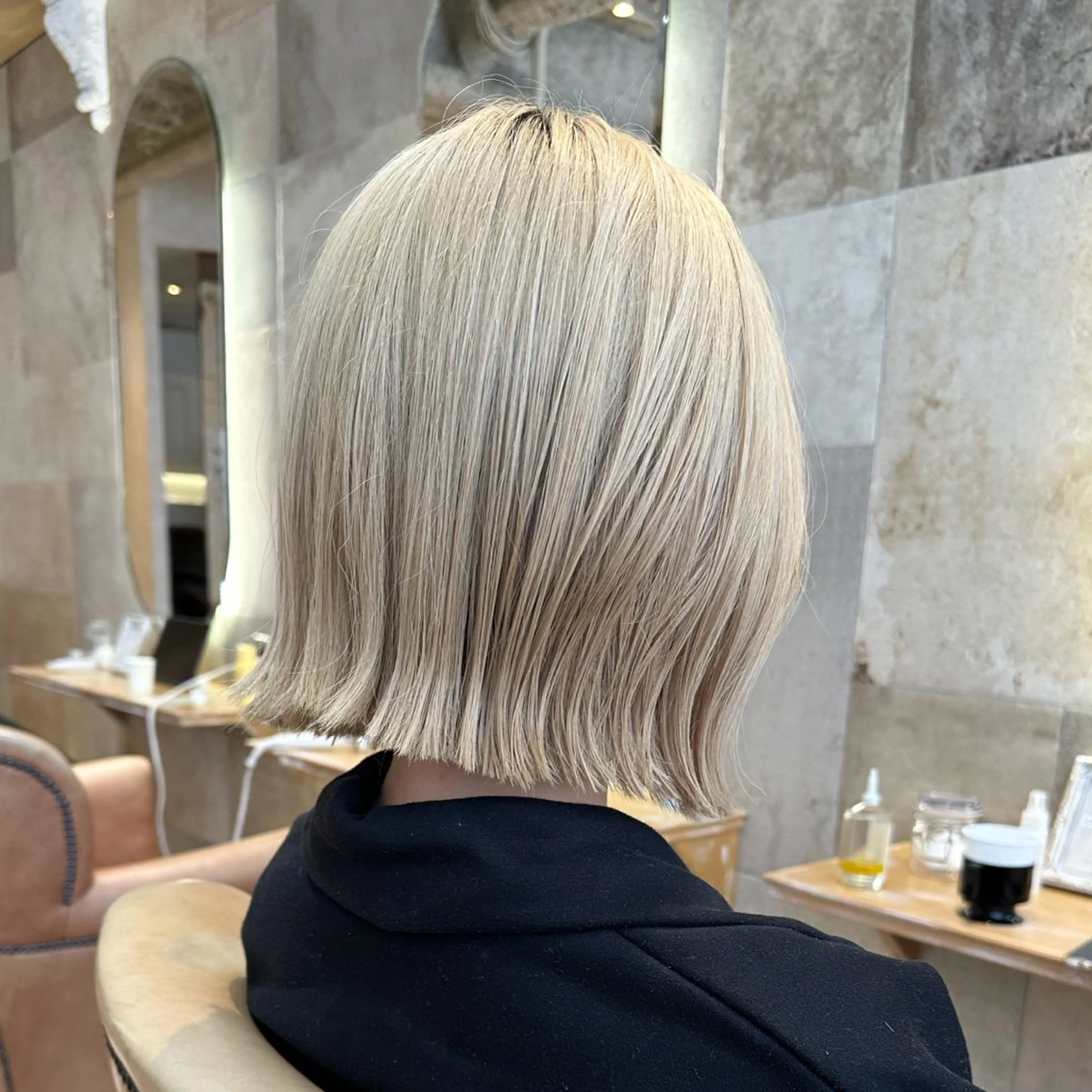 ショート カラー ハイトーンカラー ボブ ヘアカラー トリートメント 艶カラー/ボブ /似合わせ/田口愛那のヘアスタイル