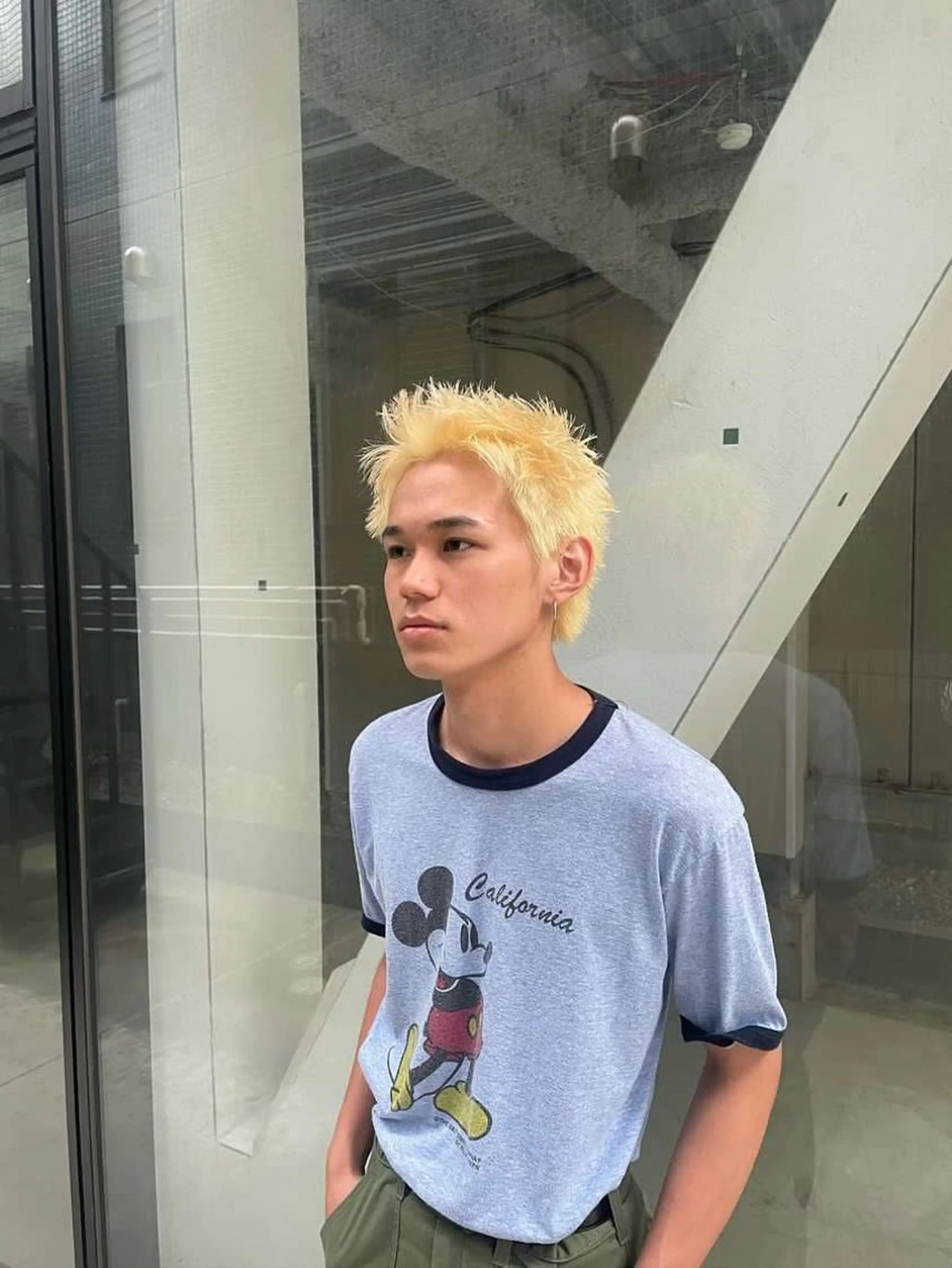 ショート メンズ 本田 央介のヘアスタイル