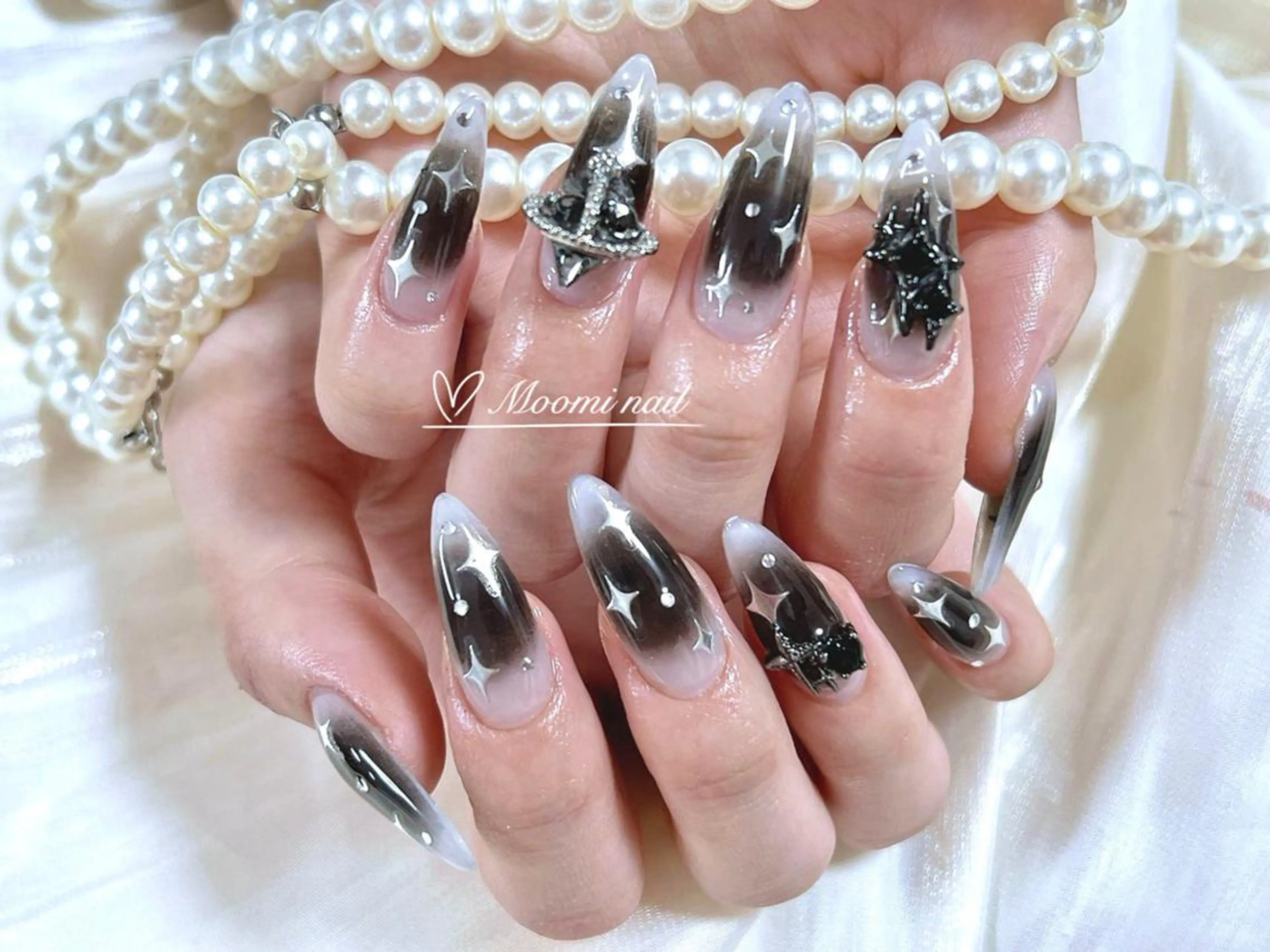 ネイル 成人式 長さ出し フットネイル フレンチネイル ジェルネイル moomi nail スカルプ専門のネイルデザイン