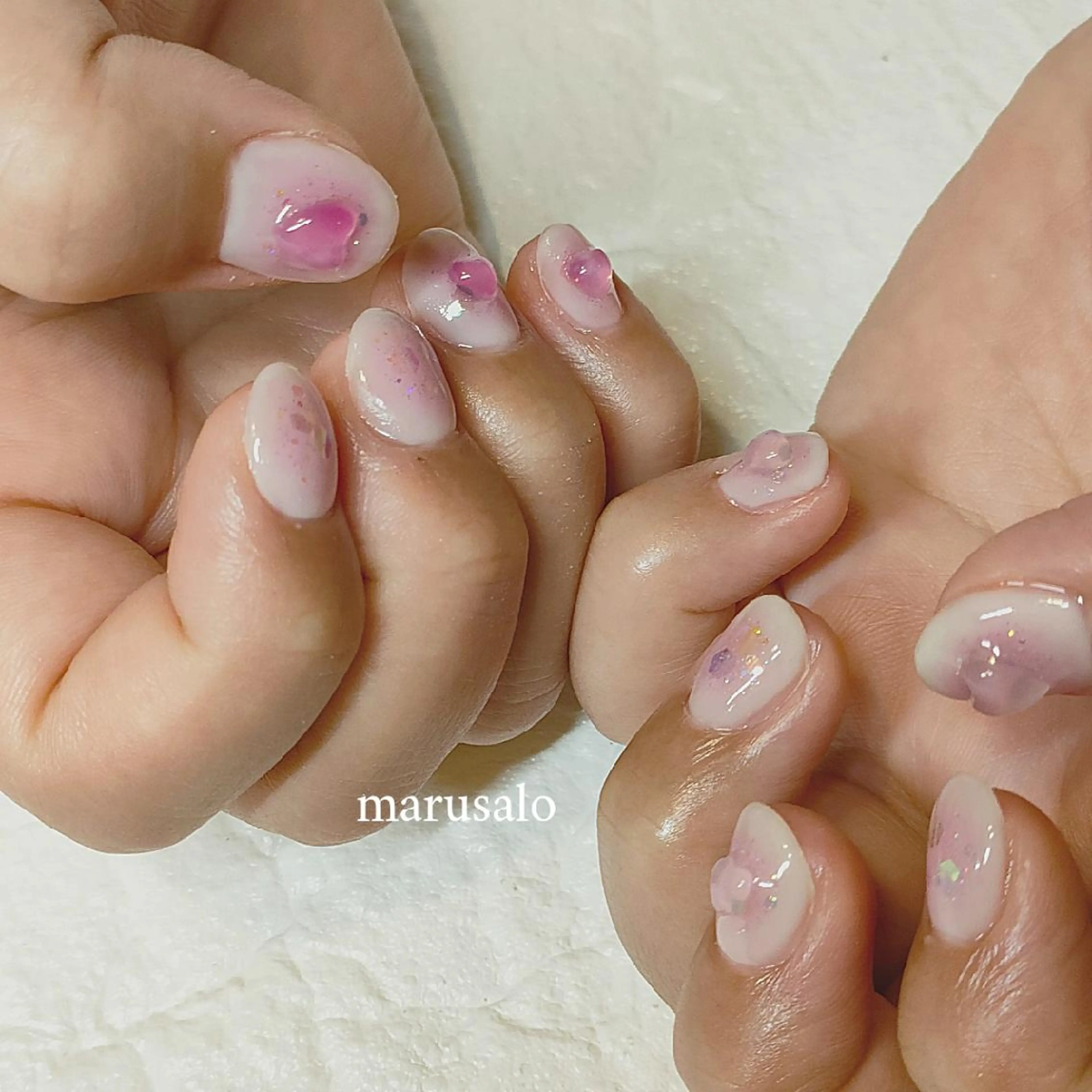 ネイル チークネイル ハート 韓国ネイル ぷっくりネイル UVネイル ハンドネイル marusalo nailのネイルデザイン