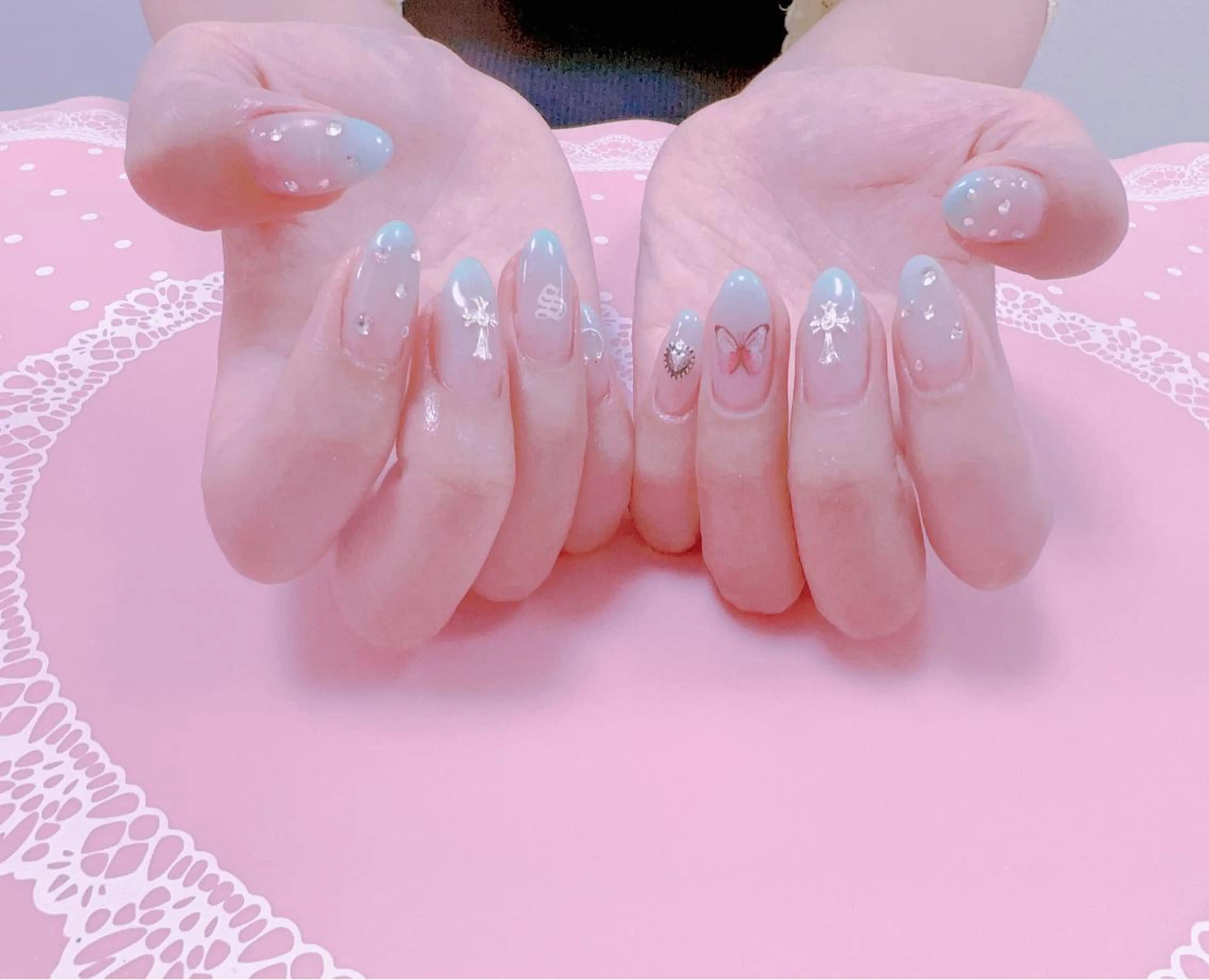 ネイル はぴねす所属・横浜 美夢のネイルデザイン