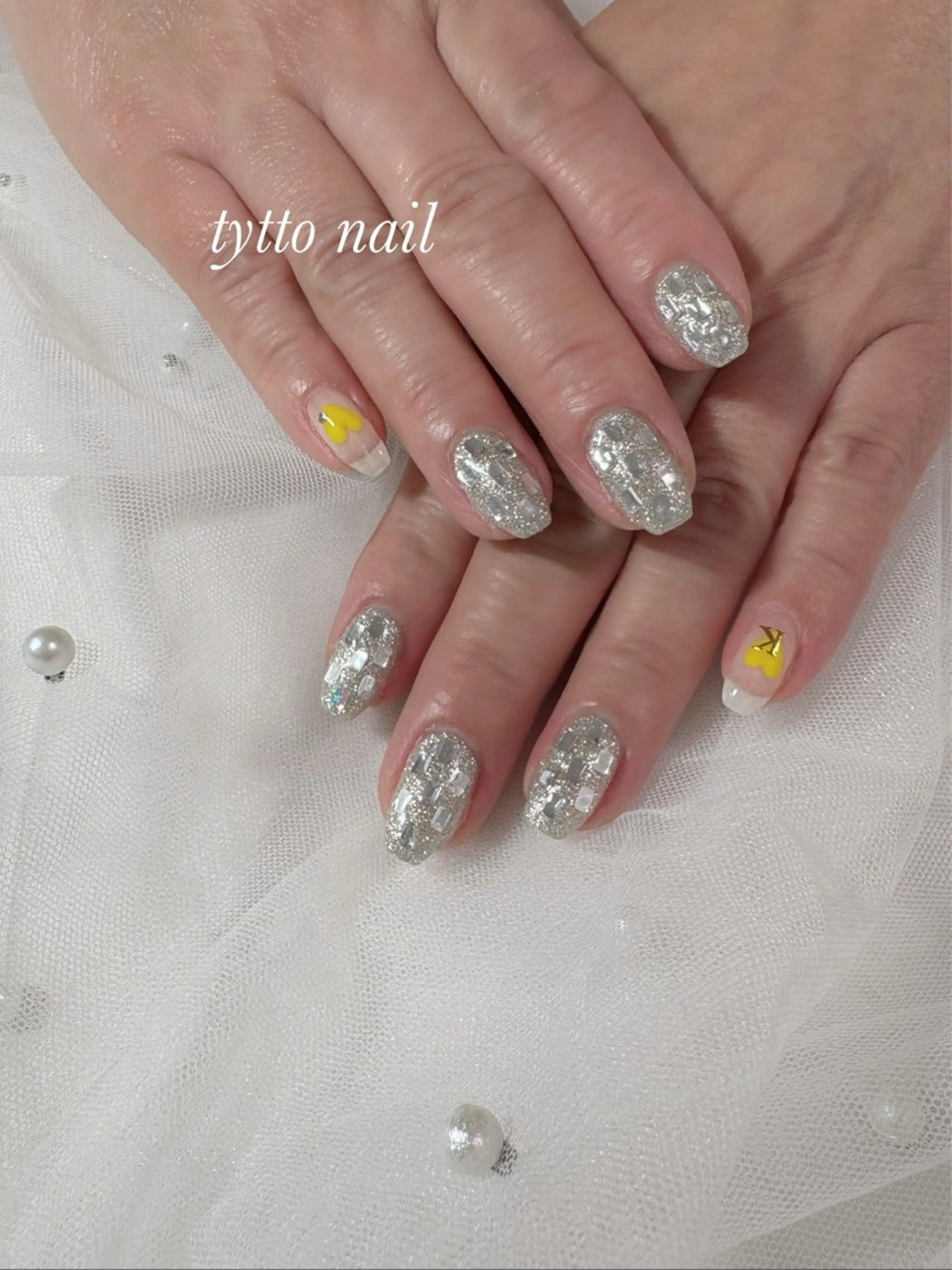 ネイル フラッシュネイル ハート ホログラムネイル ラメ(グリッター) オフィスネイル ハンドネイル tytto nail ❤︎‪‪eri‪‪のネイルデザイン