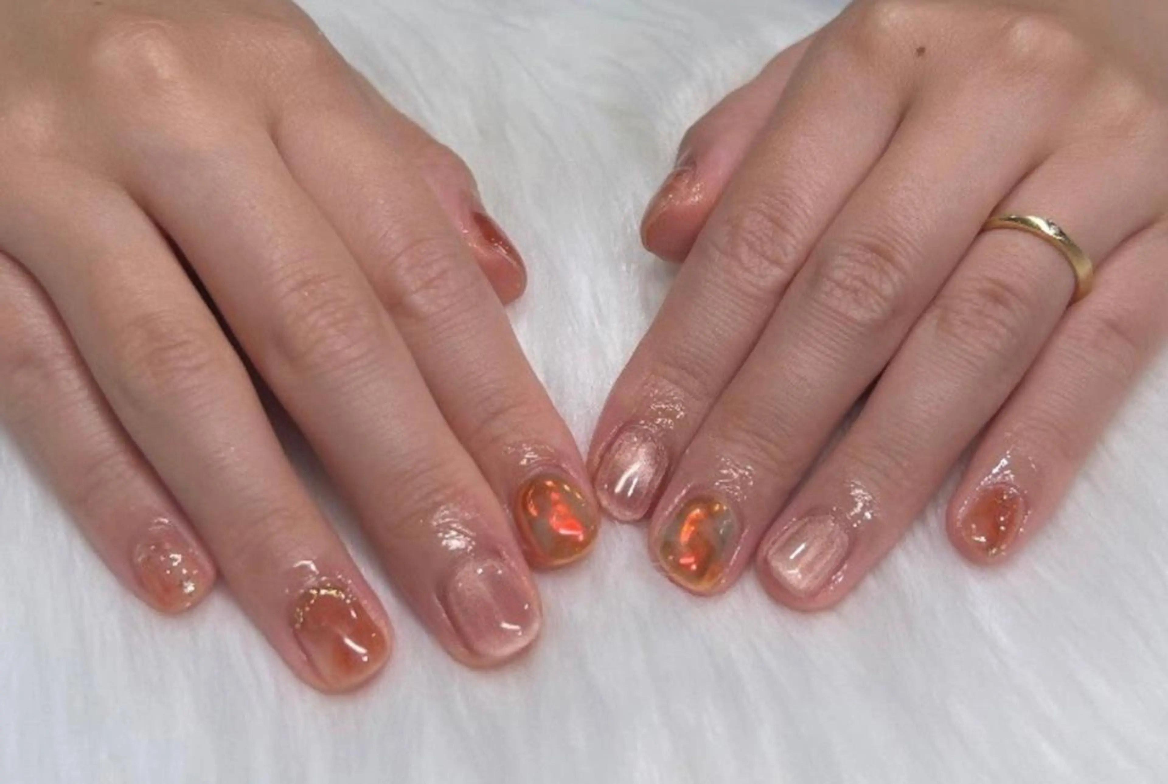ネイル アートネイル ゴールド ミラーネイル ニュアンスネイル オレンジ Nail Salon Lindaのネイルデザイン