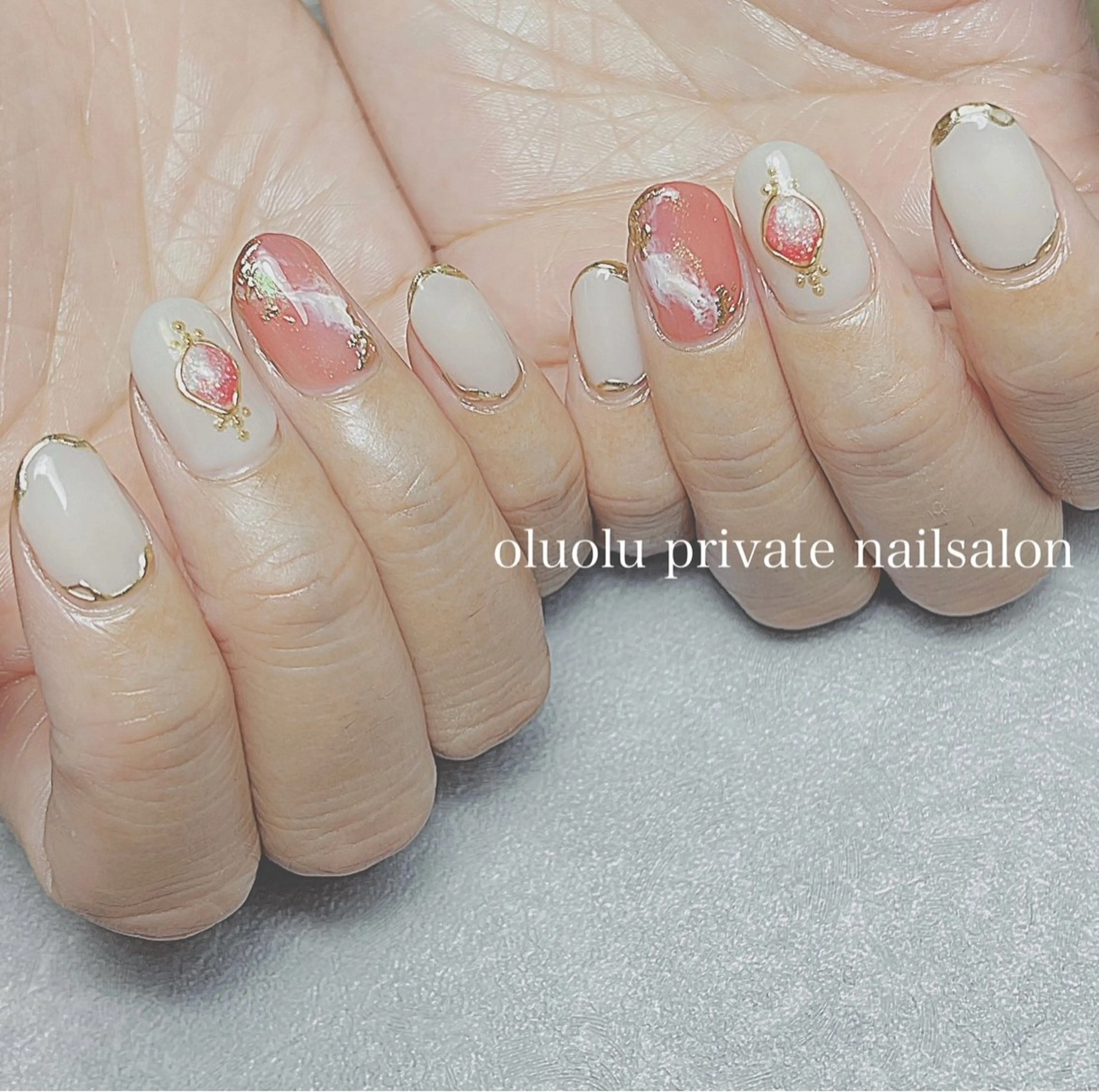 ネイル アートネイル フットネイル ミラーネイル ニュアンスネイル ハンドネイル 大村 紬華のネイルデザイン