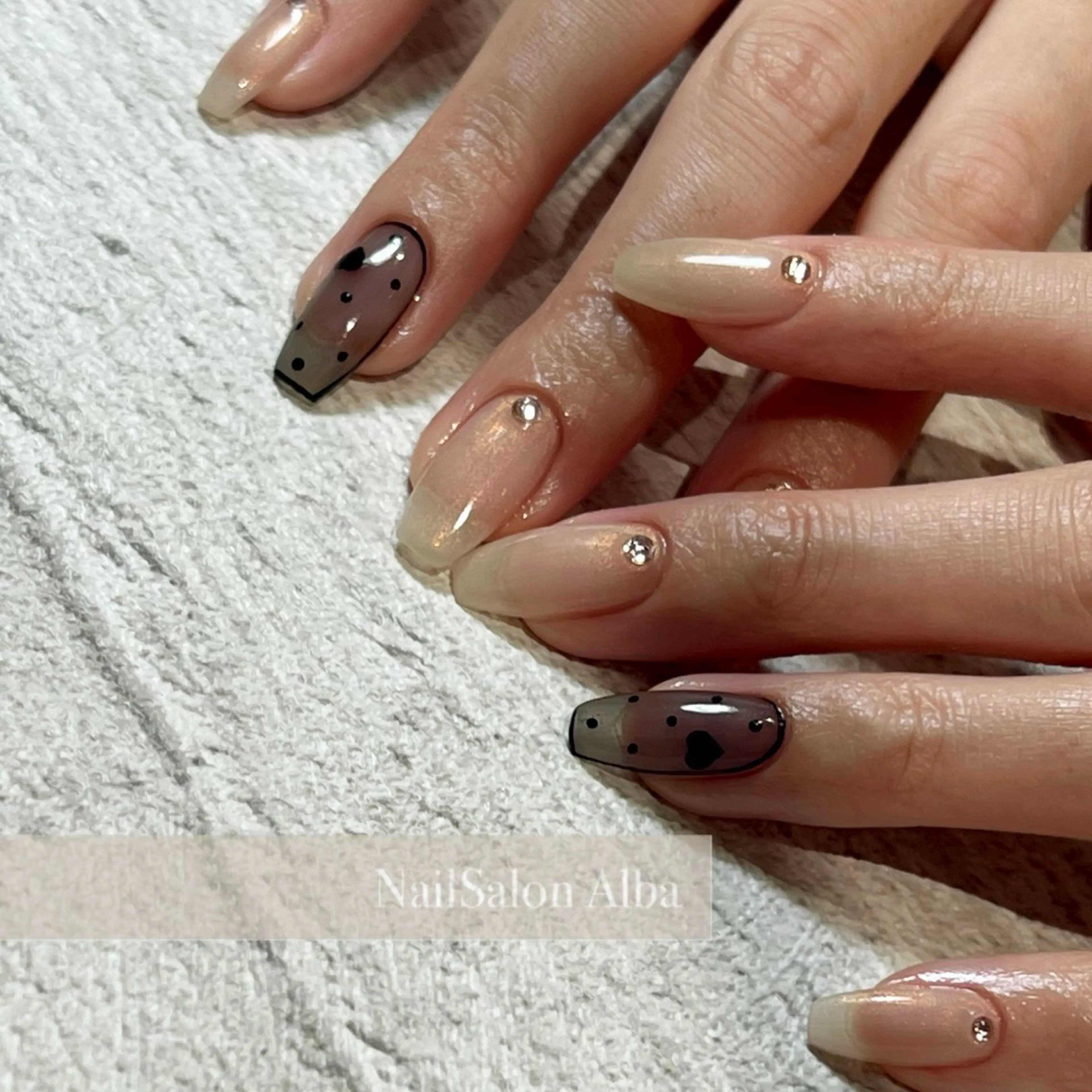 ネイル ハンドネイル NailSalon Alba所属・Alba ASAMIのネイルデザイン