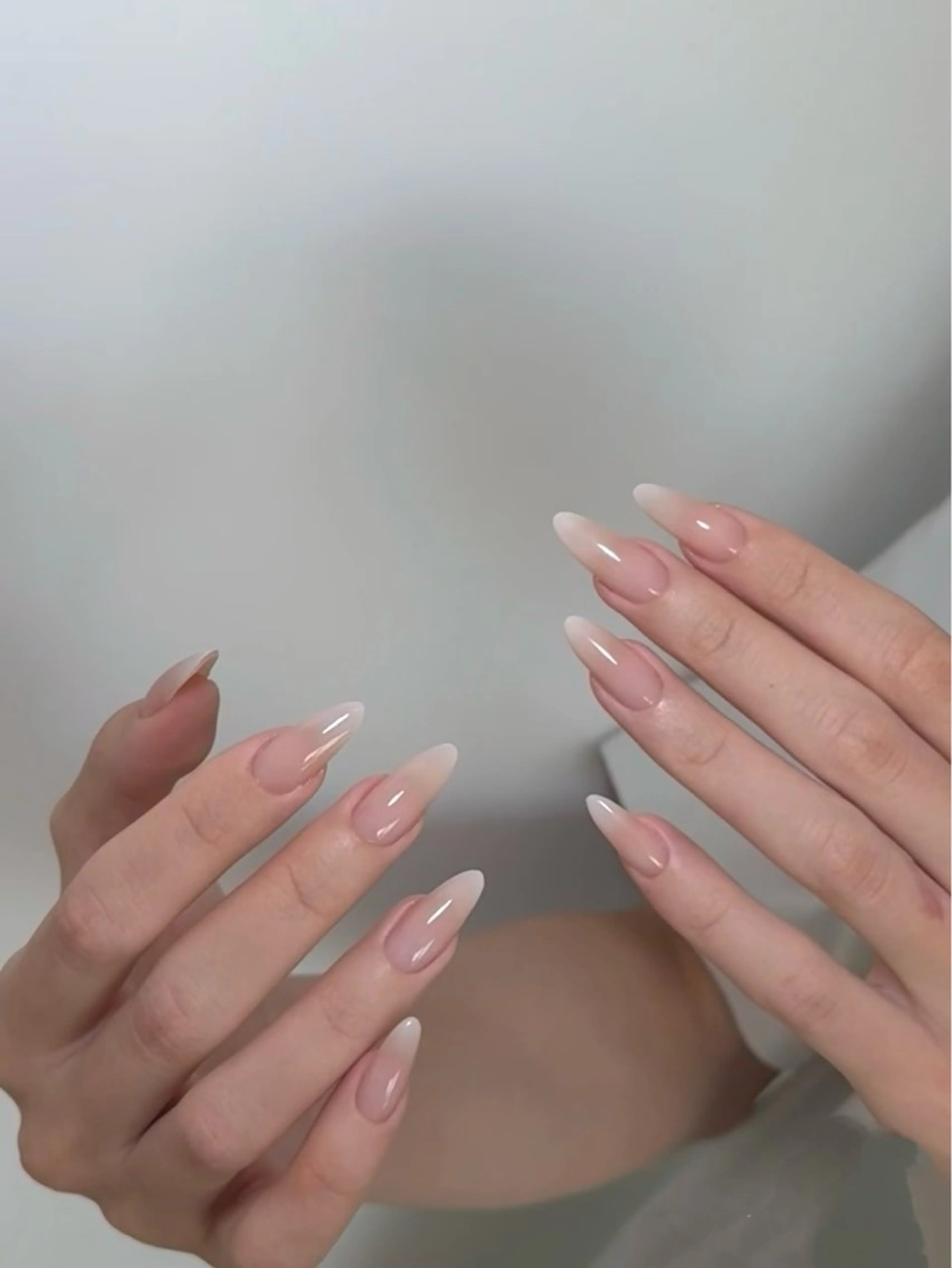 ネイル アートネイル オーロラネイル チークネイル フレンチネイル ガラスフレンチ 🎀YooLi Nail salonのネイルデザイン