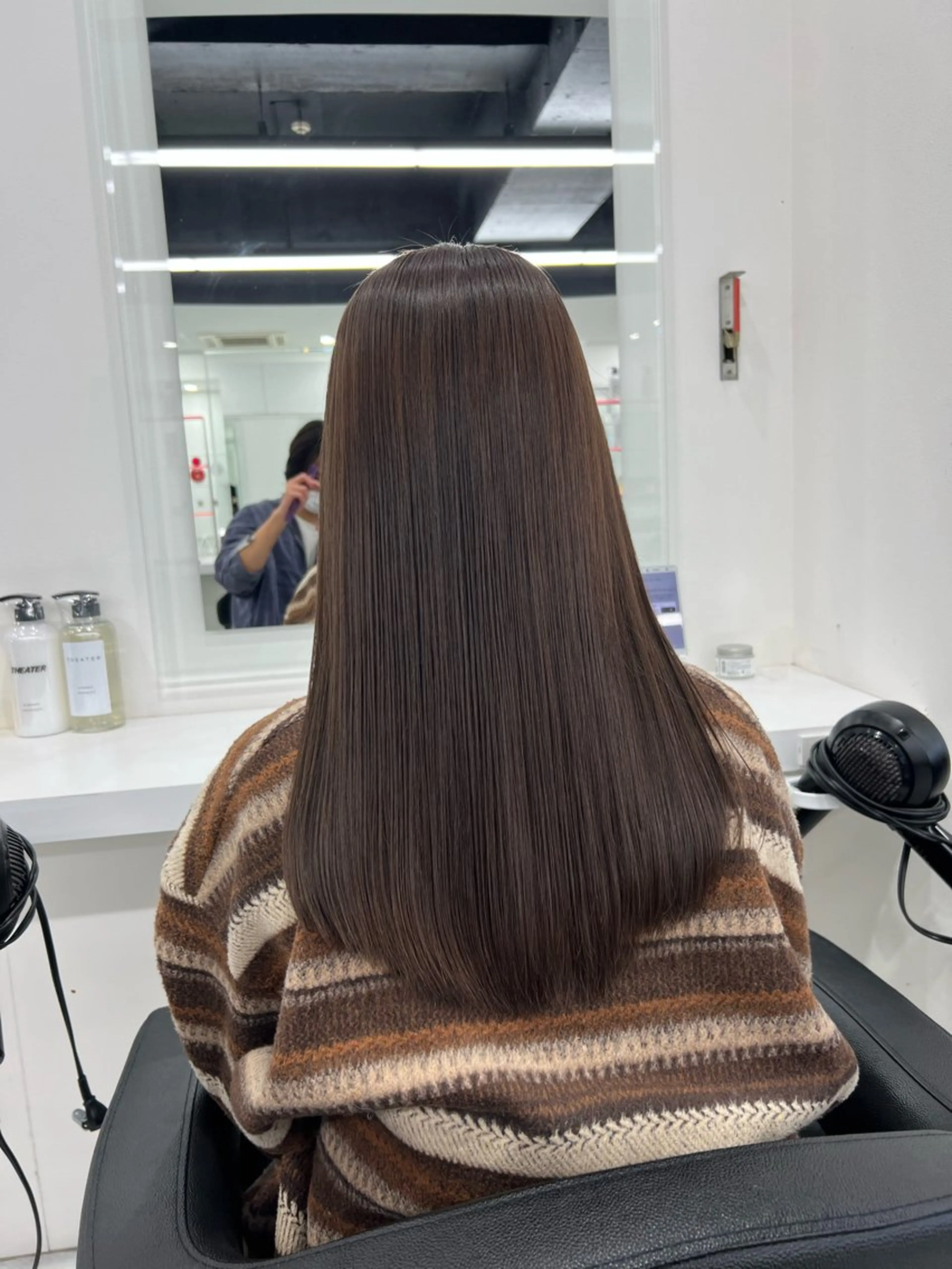 セミロング カラー 透明感カラー🫧 レイヤーカットのヘアスタイル