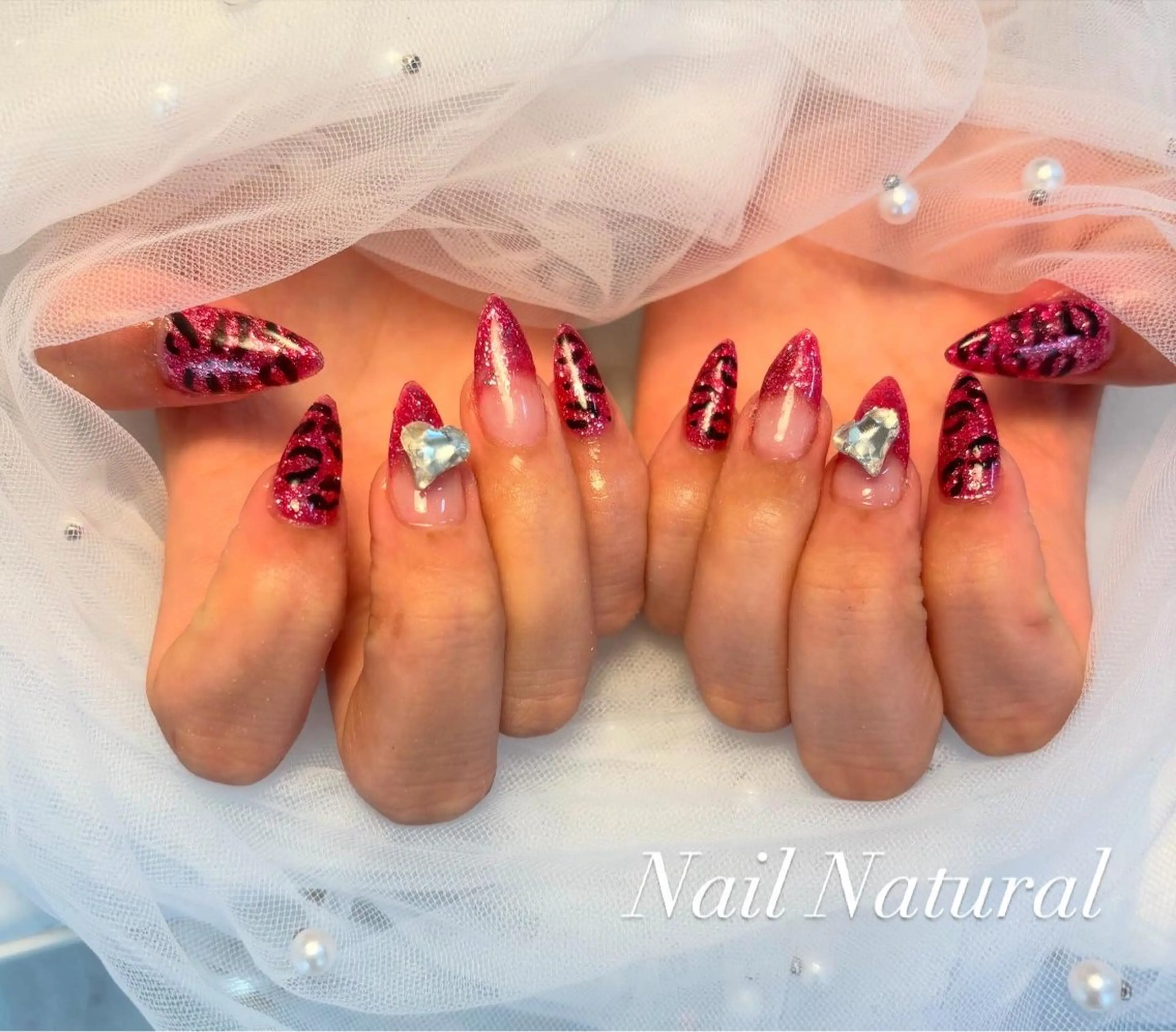 ネイル フラッシュネイル フットネイル フレンチネイル ジェルネイル ガラスフレンチ ハンドネイル Nail salon Natulalのネイルデザイン