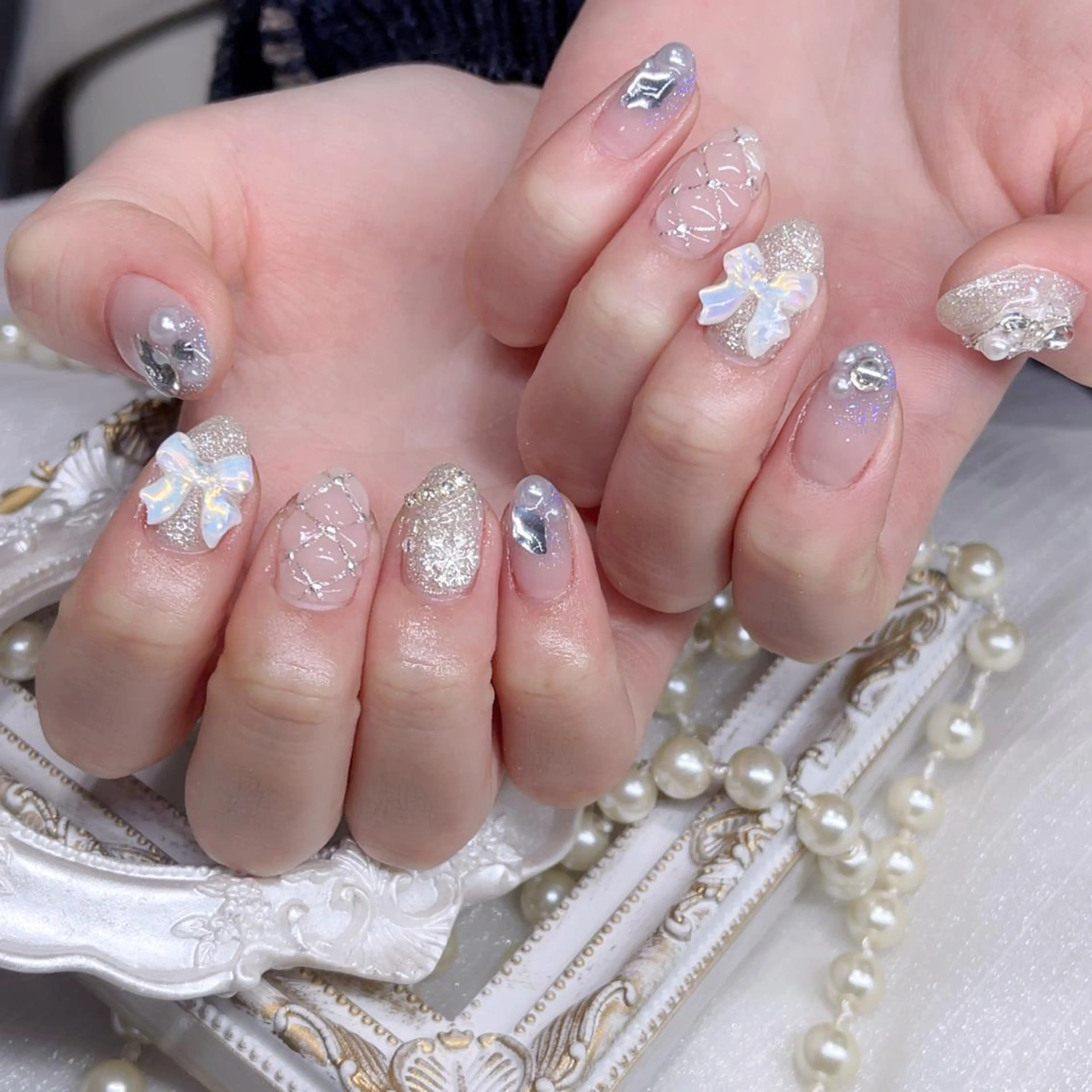 ネイル ハンドネイル Queens ciciのネイルデザイン