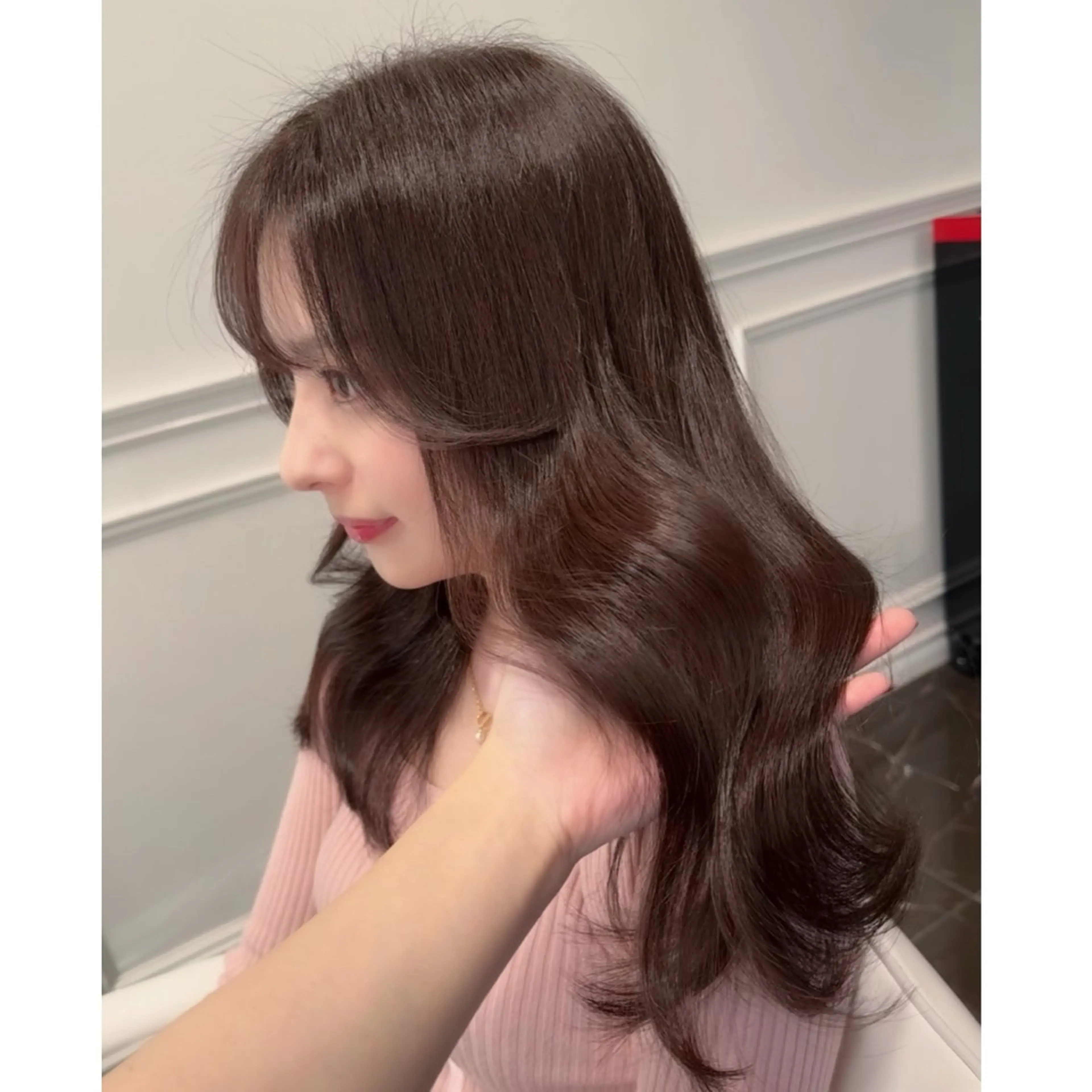 セミロング カラー ブリーチ ヘアカラー miyu /トレンド カラー×艶髪のヘアスタイル