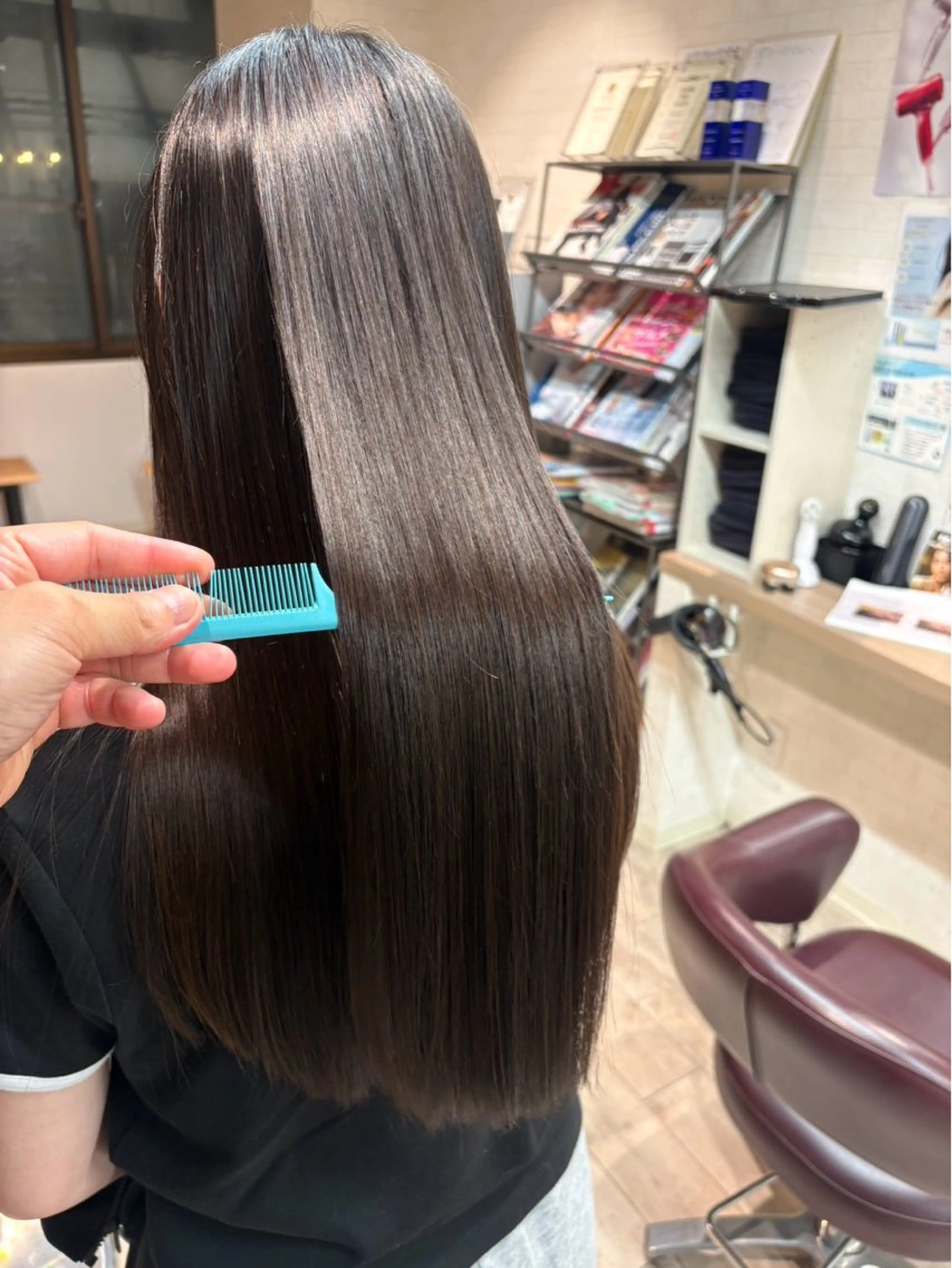 縮毛矯正    【トリートメント追加可】の写真