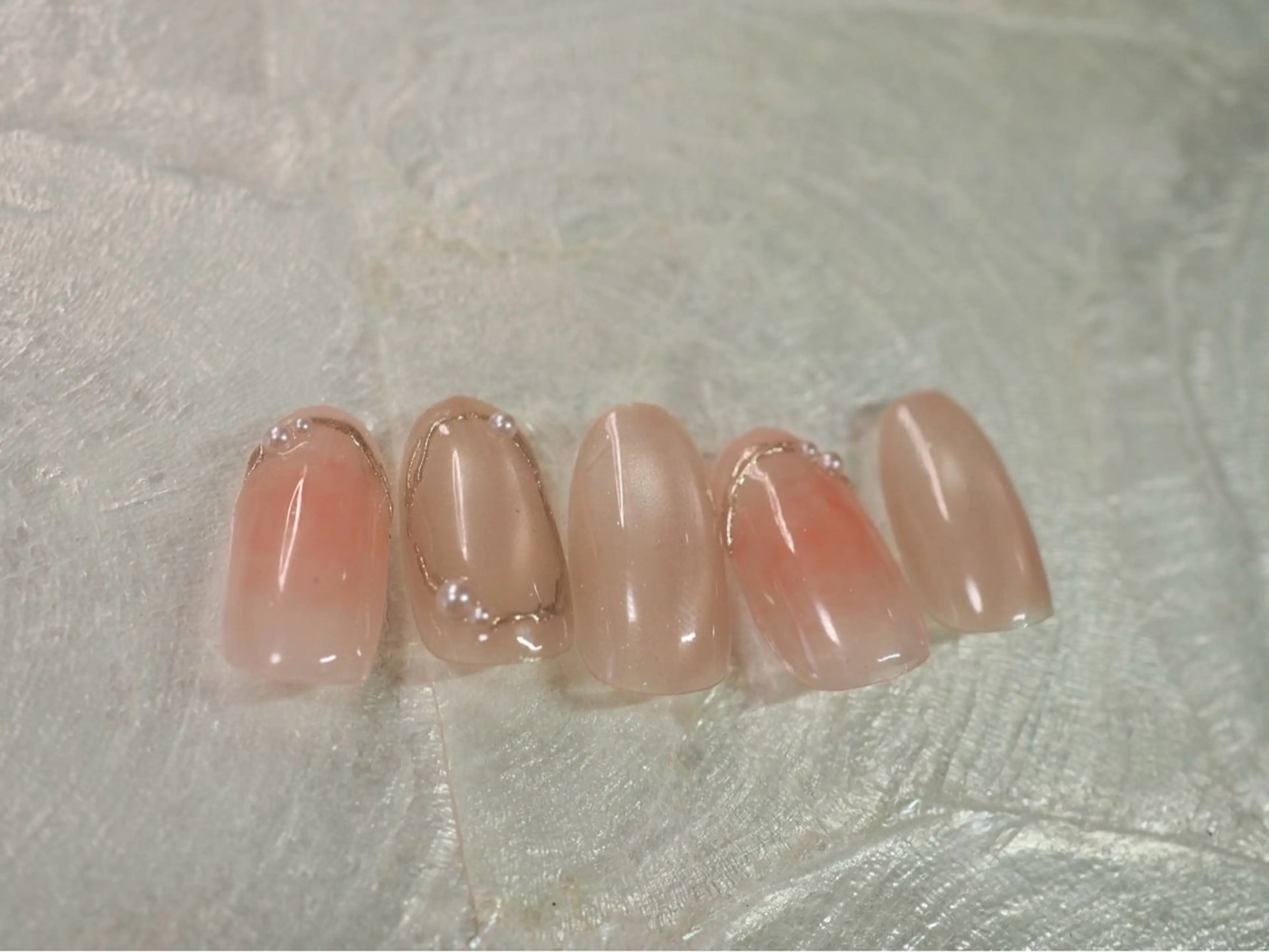 ネイル オーロラネイル 桜ネイル フラワーネイル フットネイル フレンチネイル ハンドネイル kikinail 溝の口のネイルデザイン