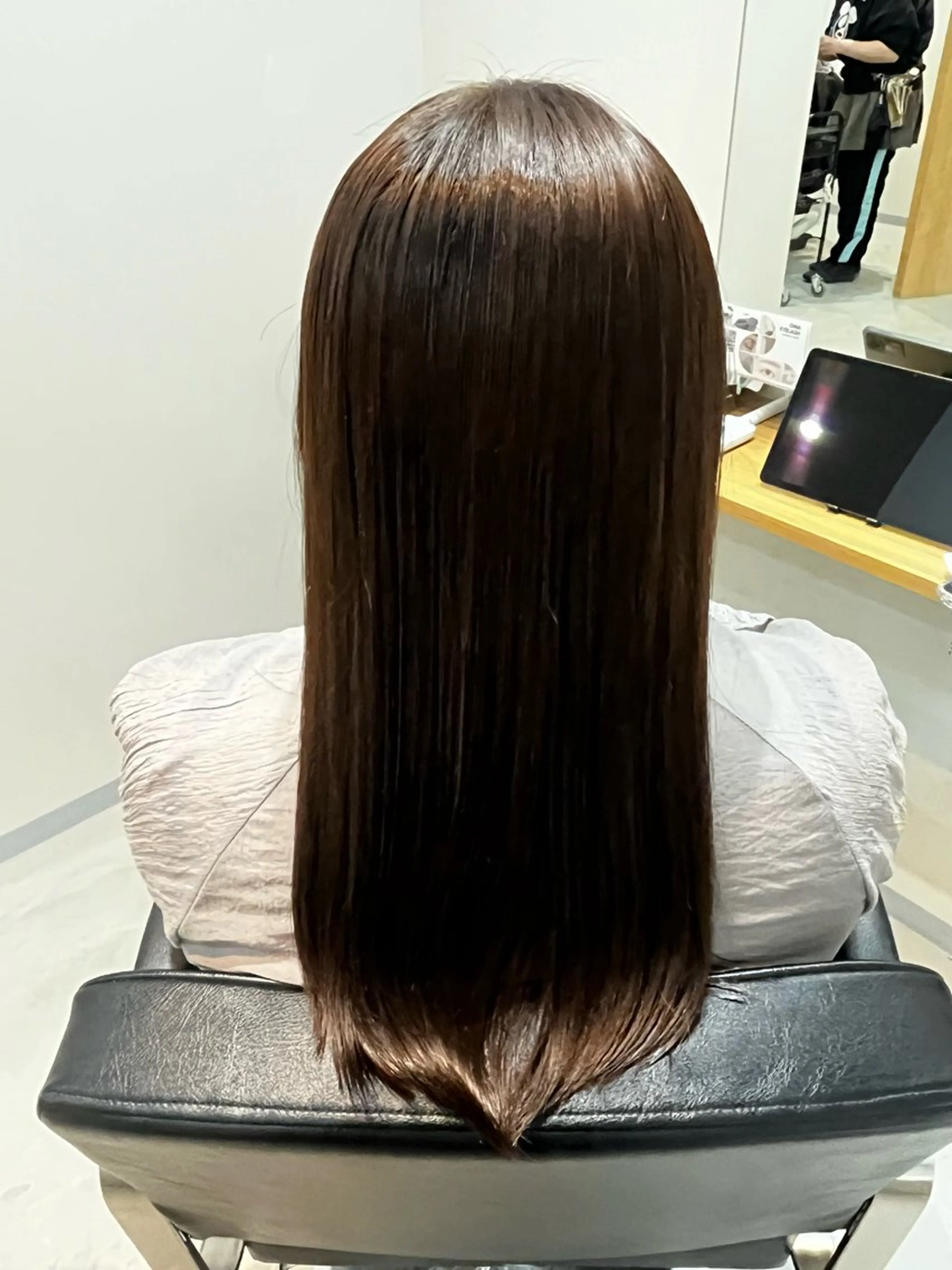 セミロング omaフクダ 縮毛矯正/艶髪カラーのヘアスタイル