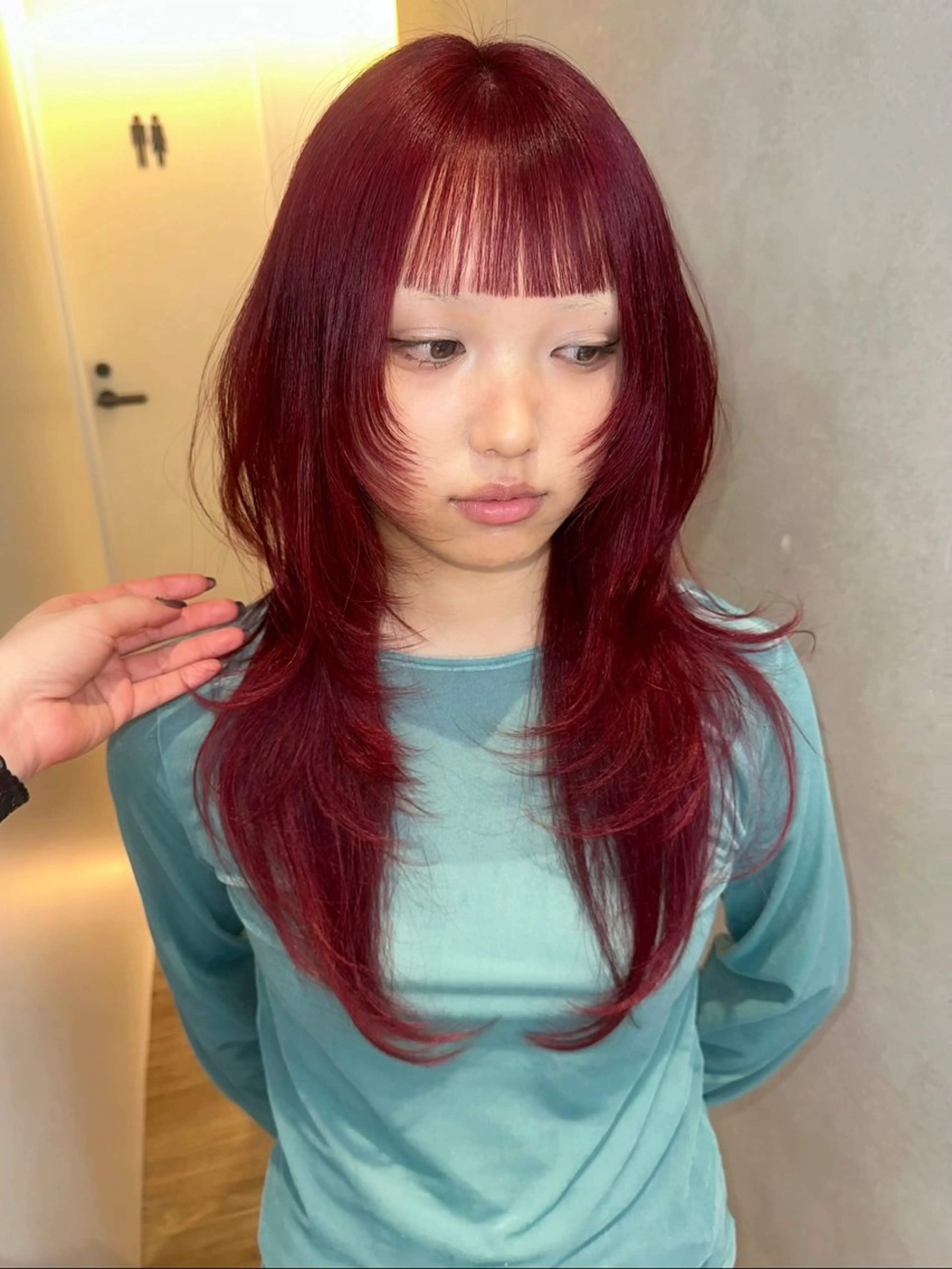 セミロング カット 韓国ヘアメンズ・レデ ィース特化ミクのヘアスタイル