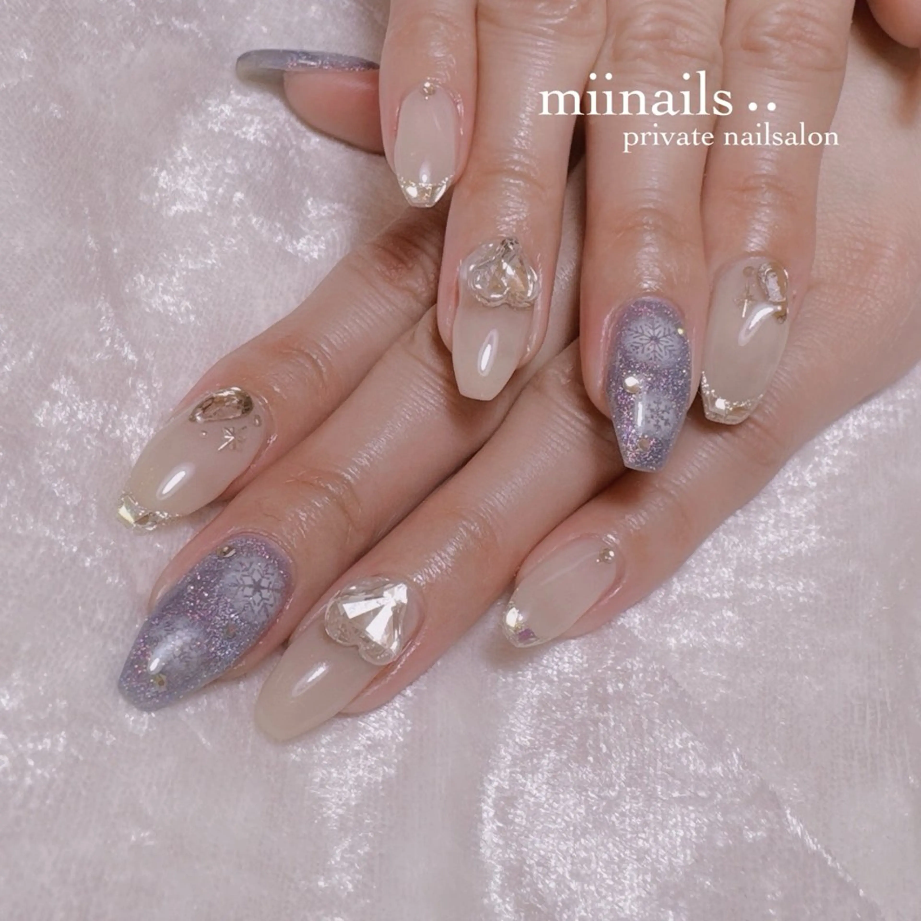 ネイル キラキラネイル 韓国ネイル ワンホンネイル ハンドネイル nailsalon miinailsのネイルデザイン
