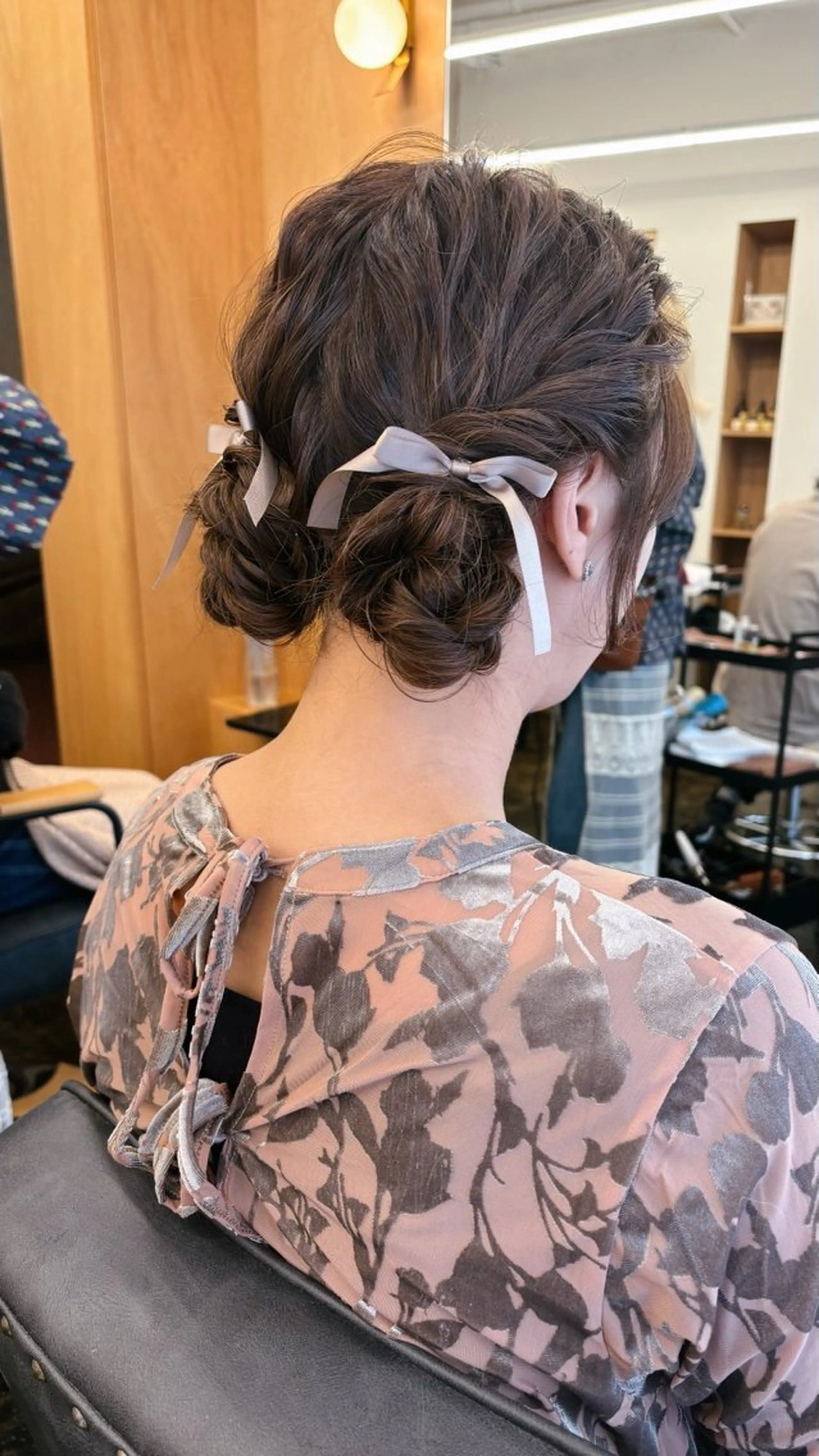 ミディアム ヘアアレンジ ヘアセット 西山 紗耶香🪽 透明感カラー/ボブのヘアスタイル