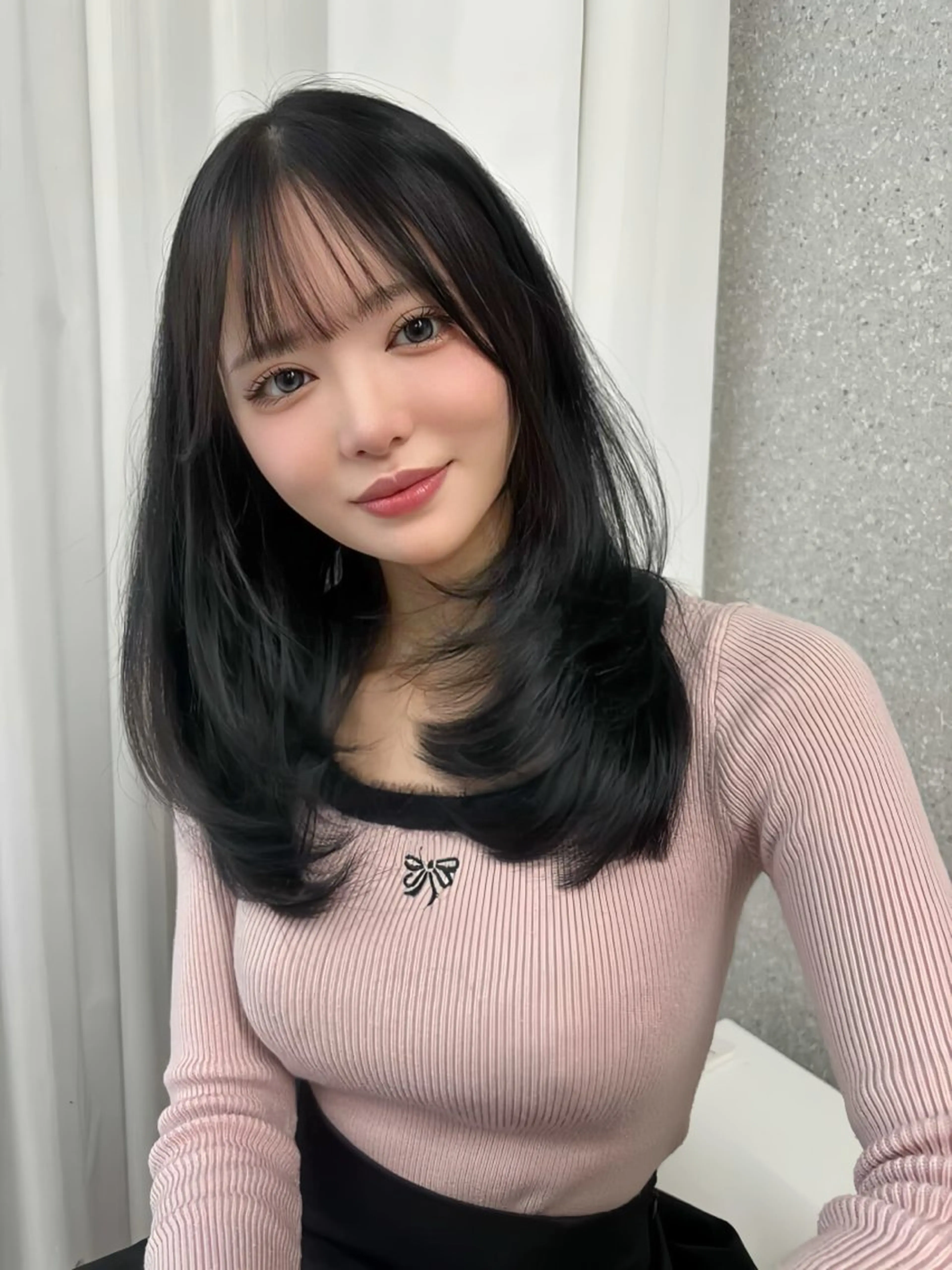 セミロング カラー 透明感カラー カット ヘアカラー 香月 元希のヘアスタイル