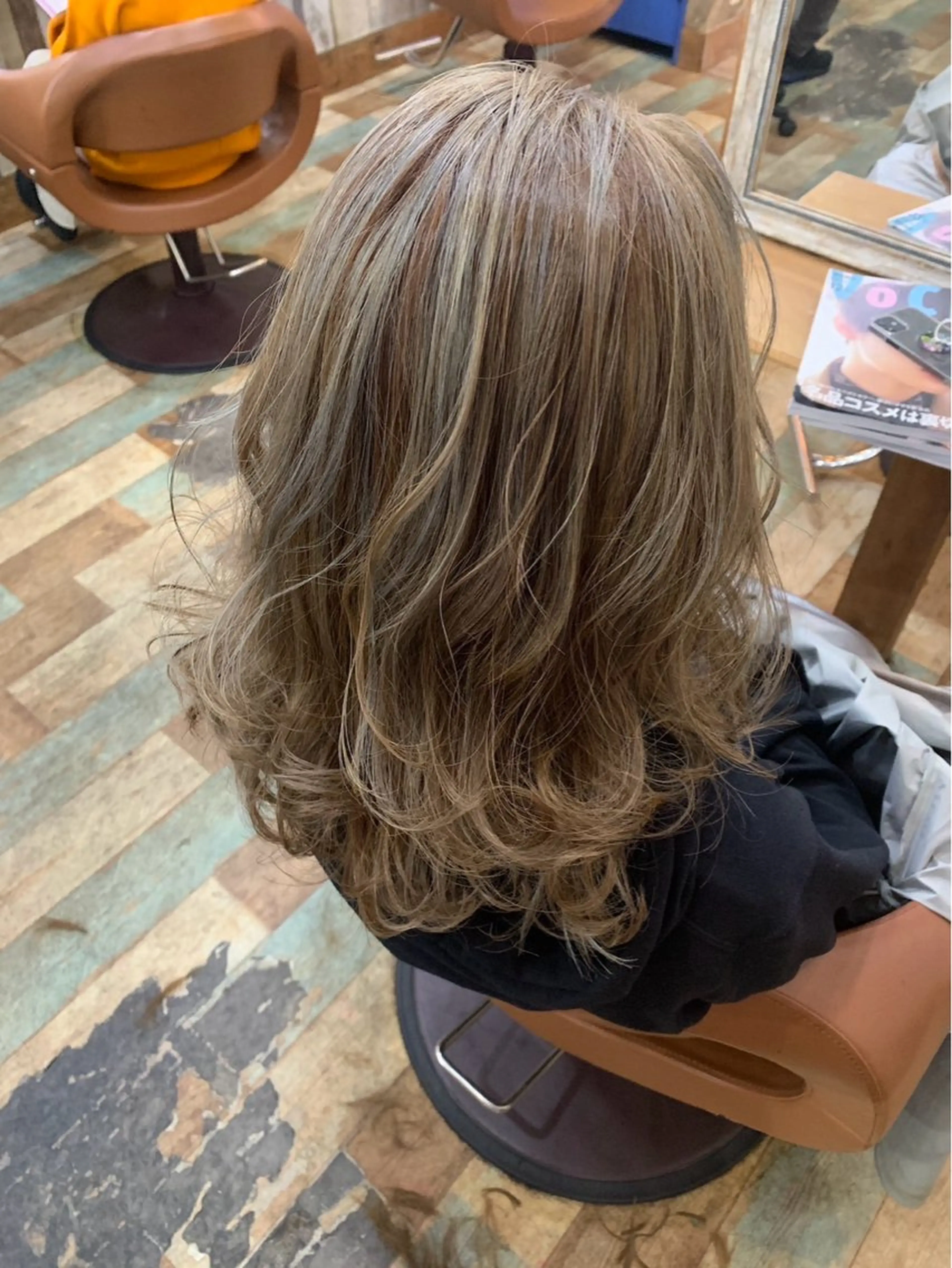 ミディアム カラー Hair's RooMのヘアスタイル