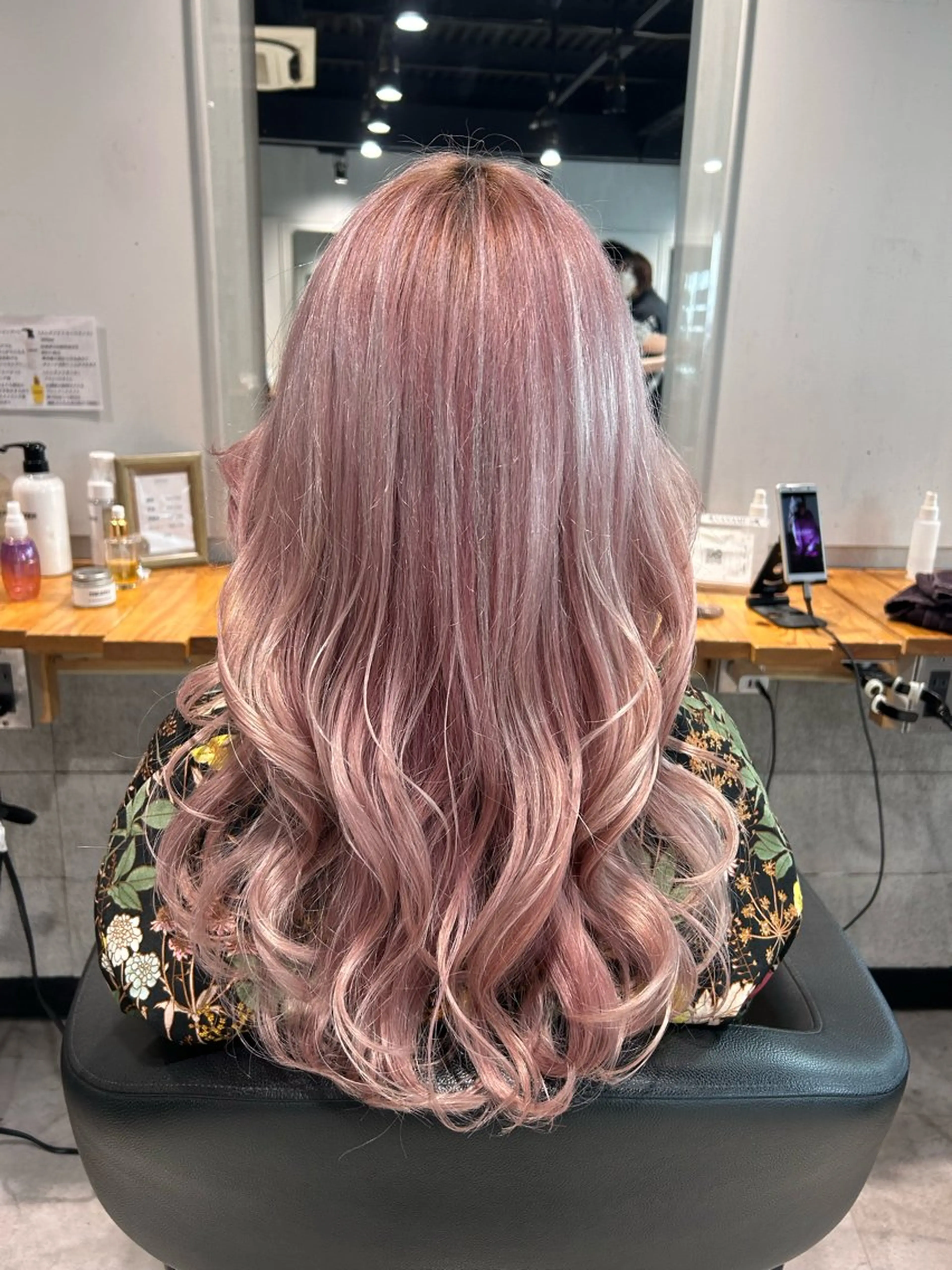 ロング ヘアカラー ヘッドスパ レイヤーStyle 🩵菜々実のヘアスタイル