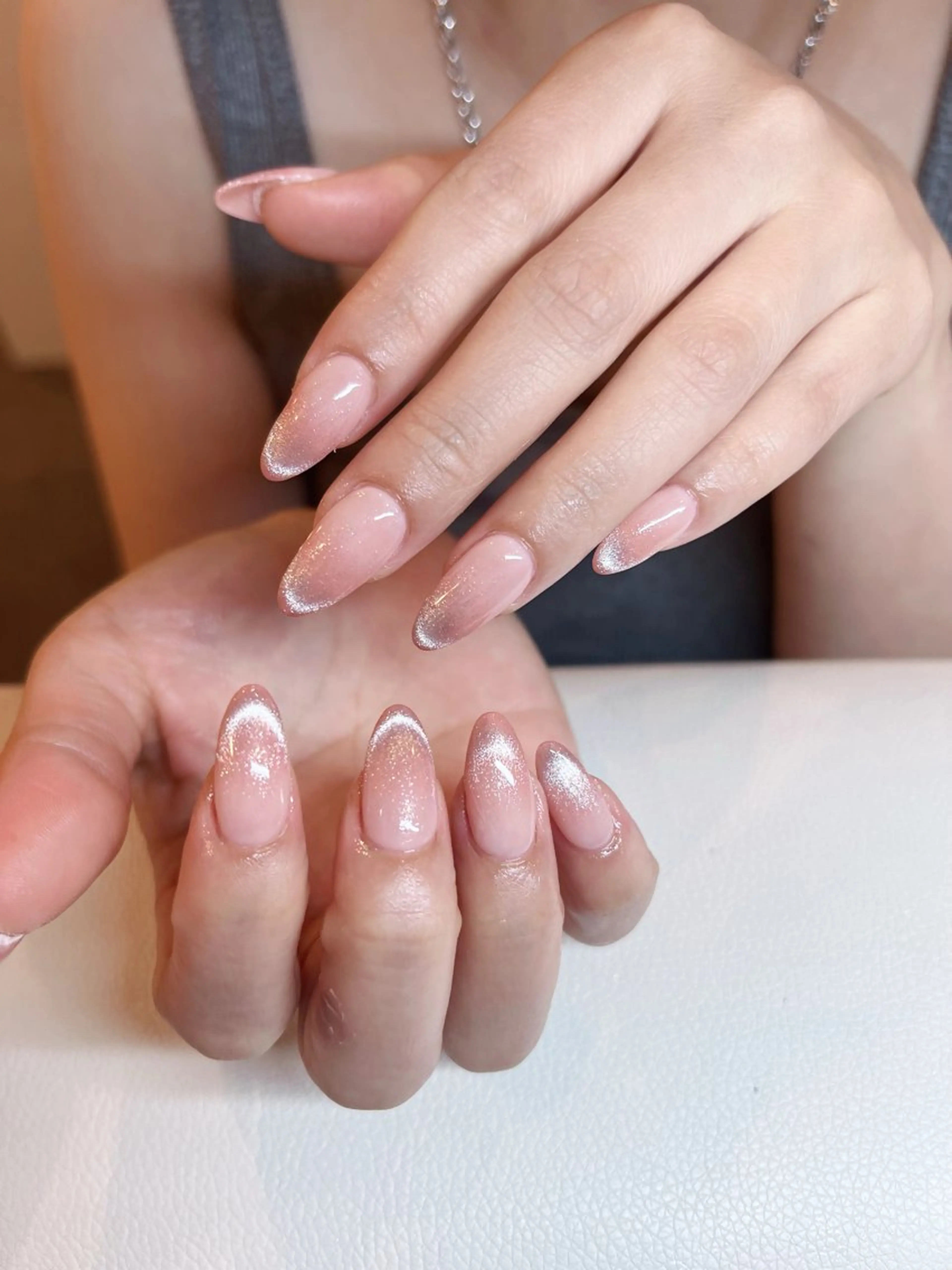 ネイル キラキラネイル 韓国ネイル 水色 マグネットネイル ニュアンスネイル ハンドネイル RUBY Nail 日暮里店のネイルデザイン