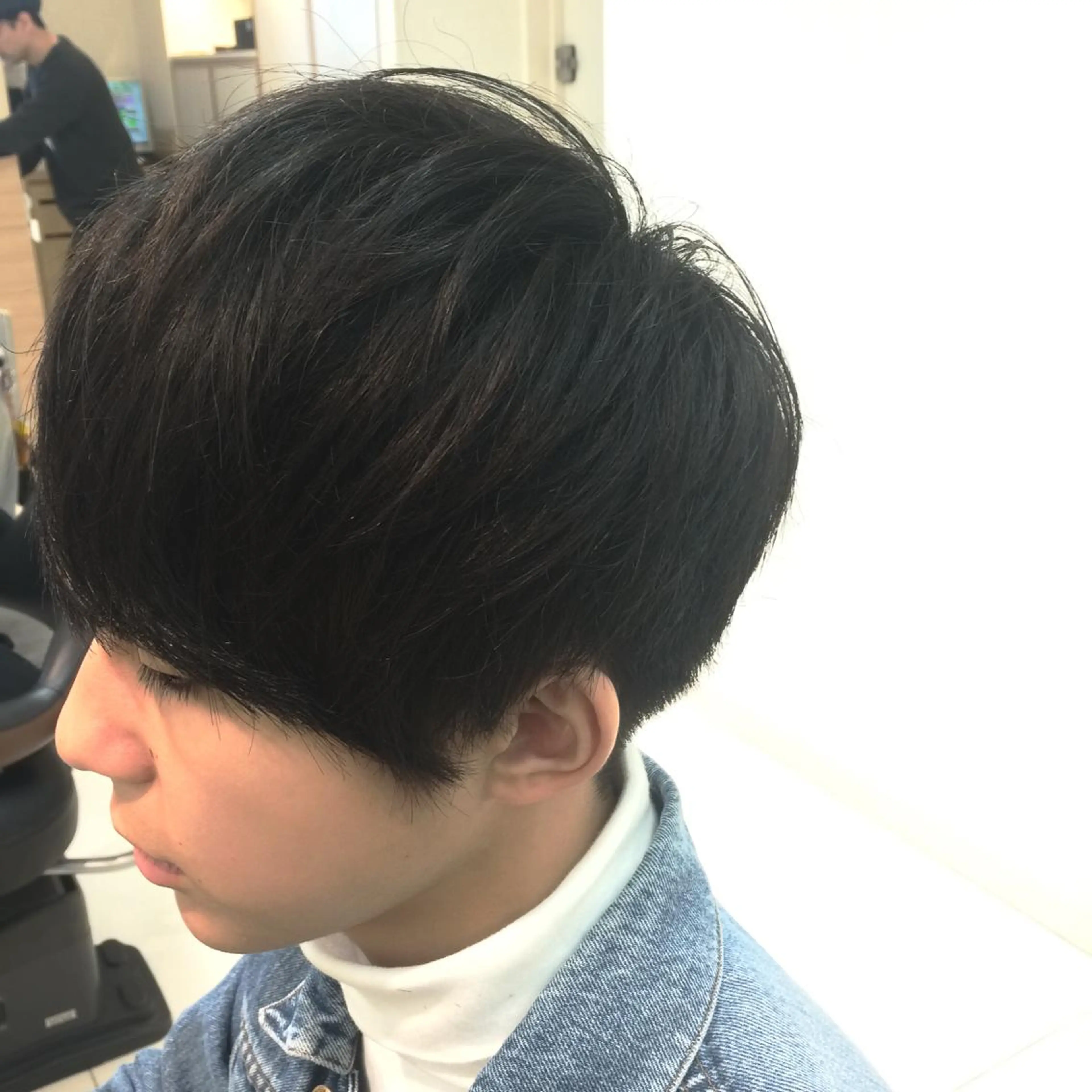 ショート メンズ マッシュ ショートヘア 岡本 拓朗のヘアスタイル